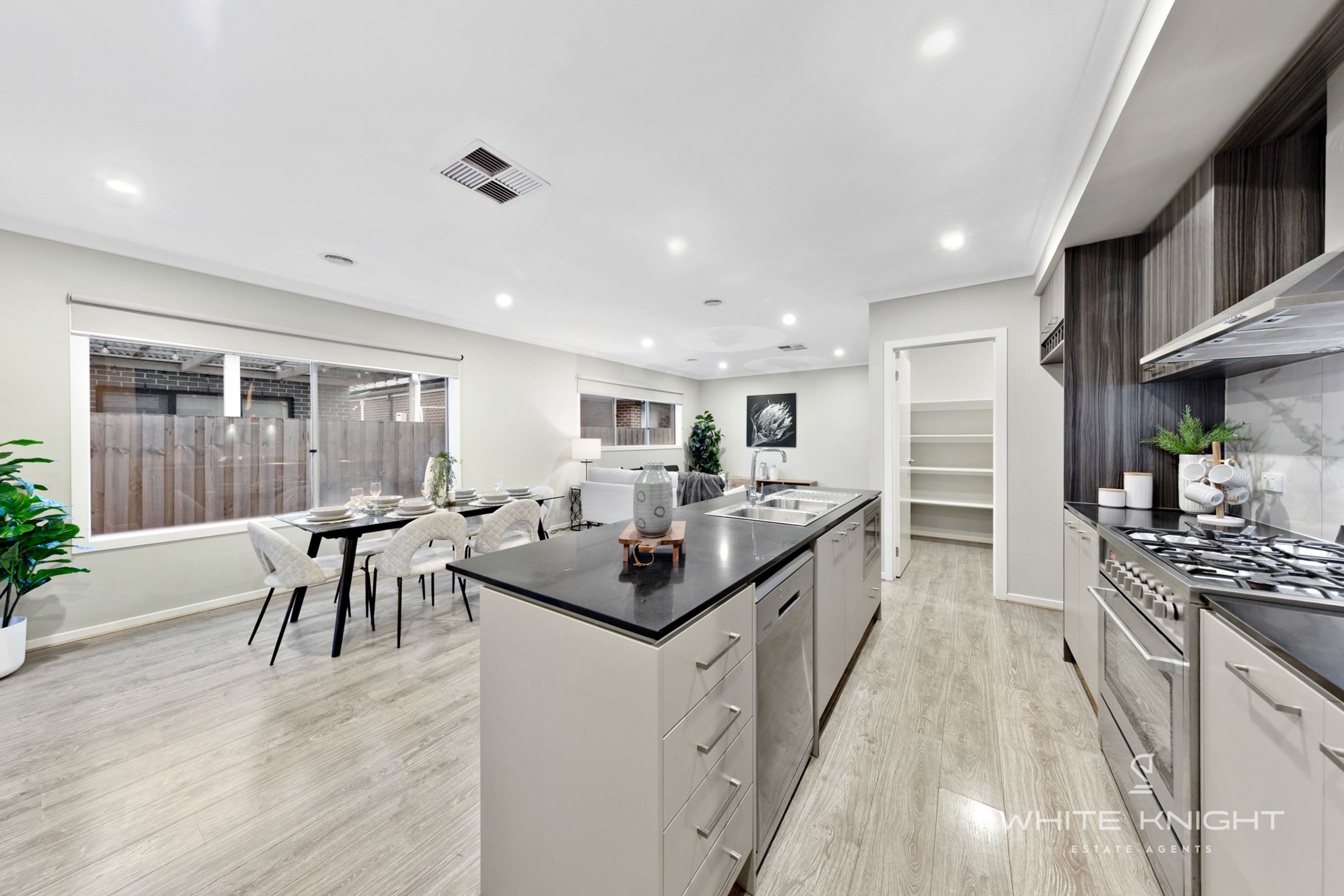 11 Tussock Street, Aintree VIC 3336, Aintree - Thumbnail 8