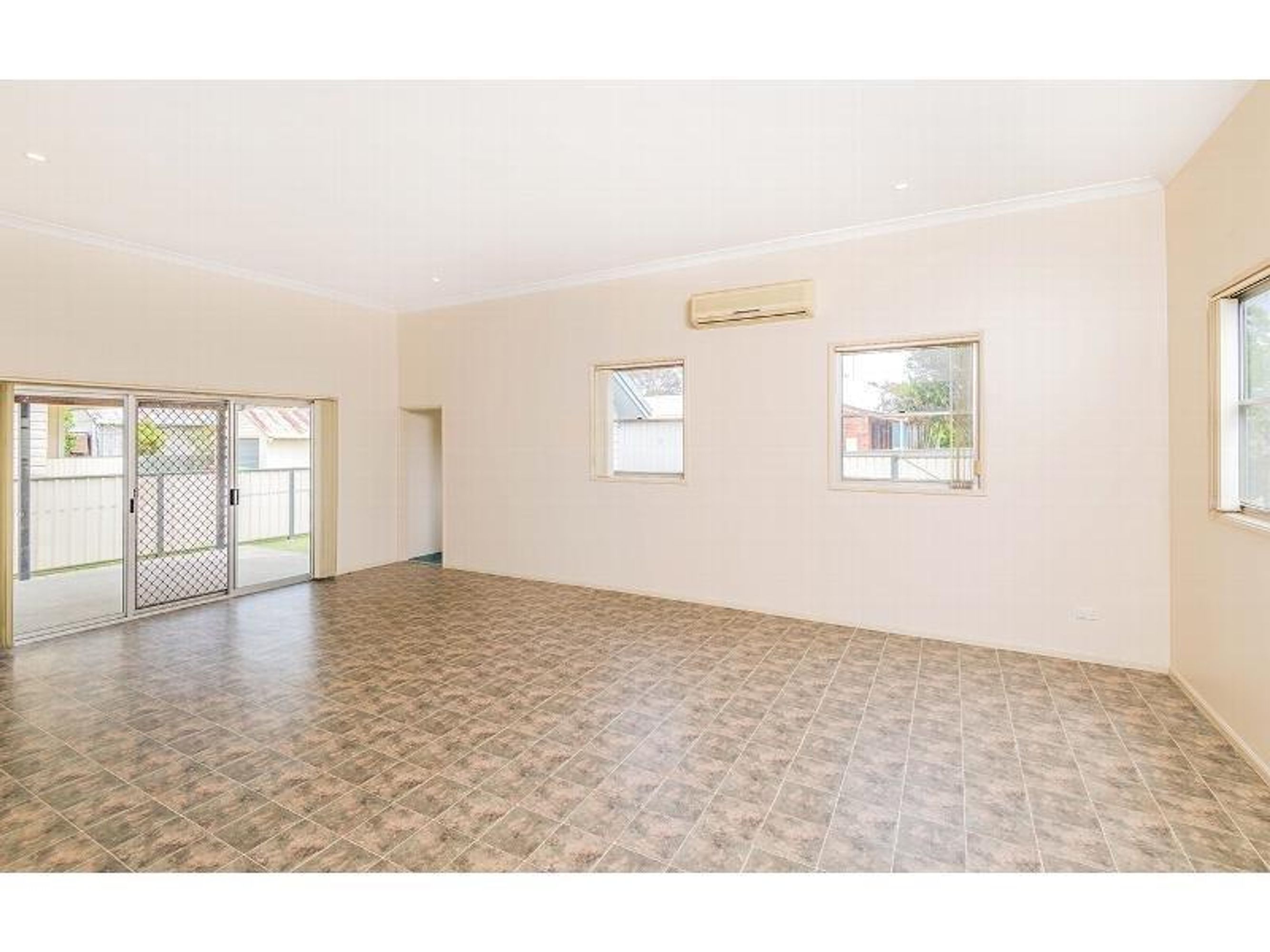 207 Pound Street, Grafton - Thumbnail 6