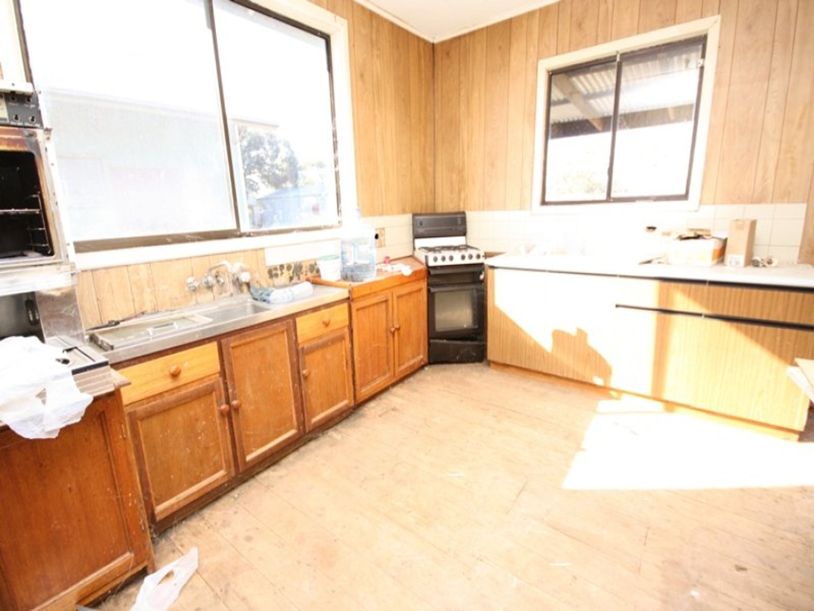 74-76 Queen Street, Nhill VIC 3418, Nhill - Thumbnail 2