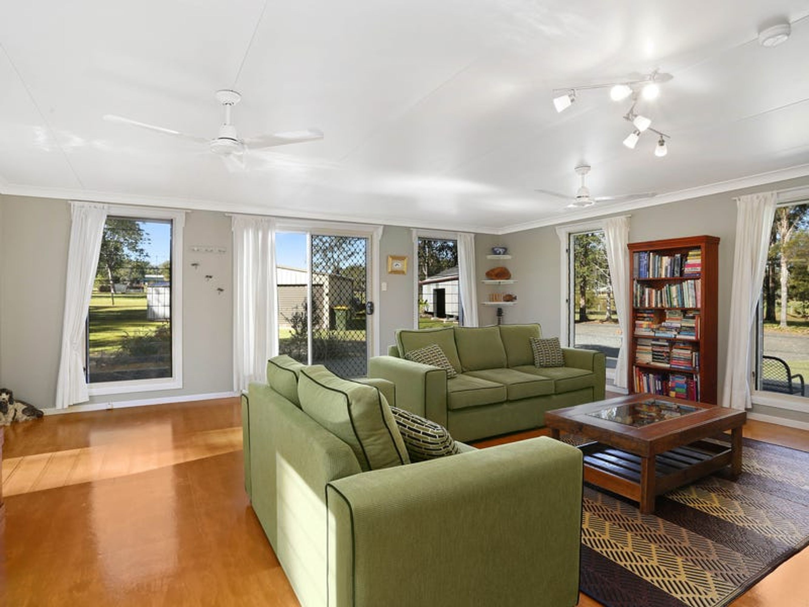 19 Reeves Lane, Lawrence - Thumbnail 6