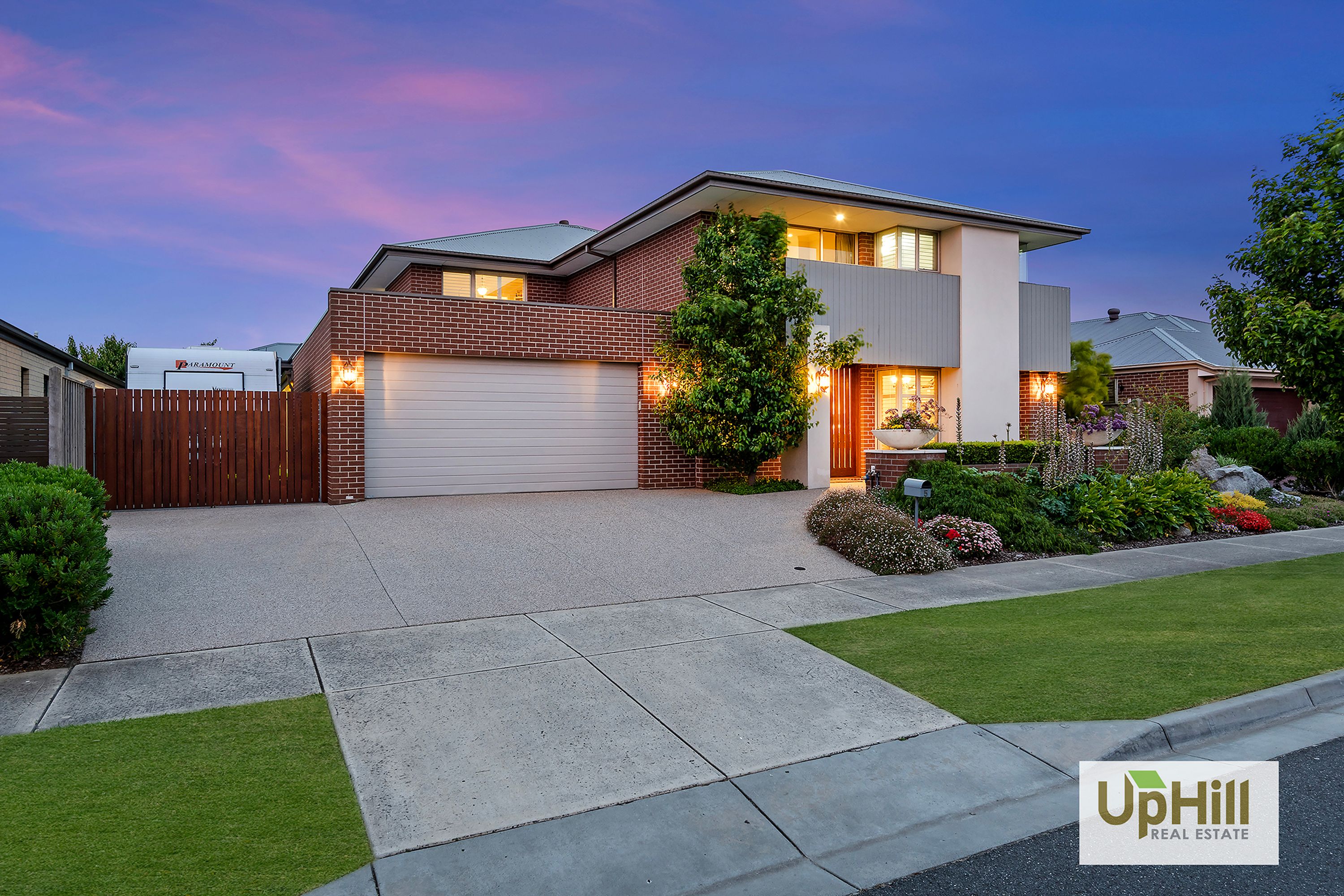 5 Marblelight Way, Clyde North - Thumbnail 2