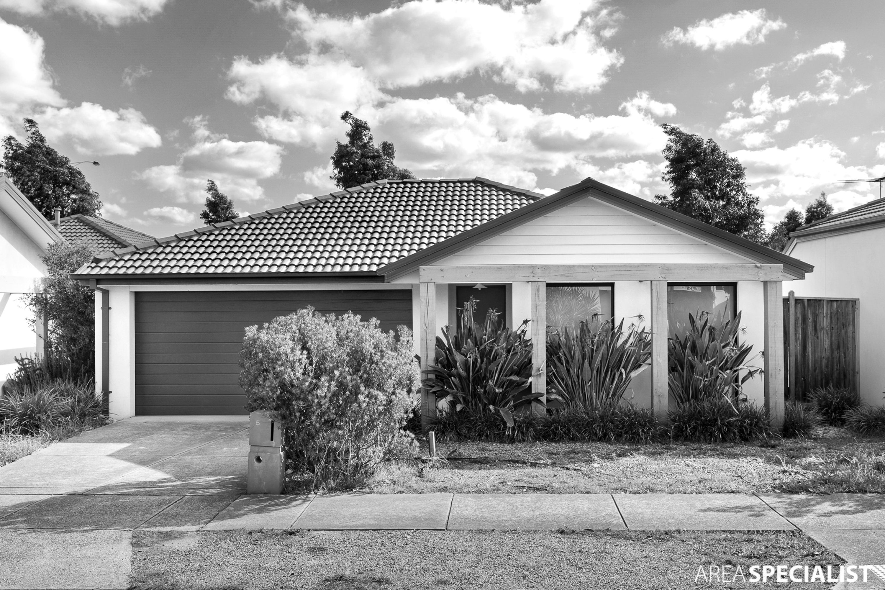 5 Giverny Close, Burnside Heights, VIC 3023