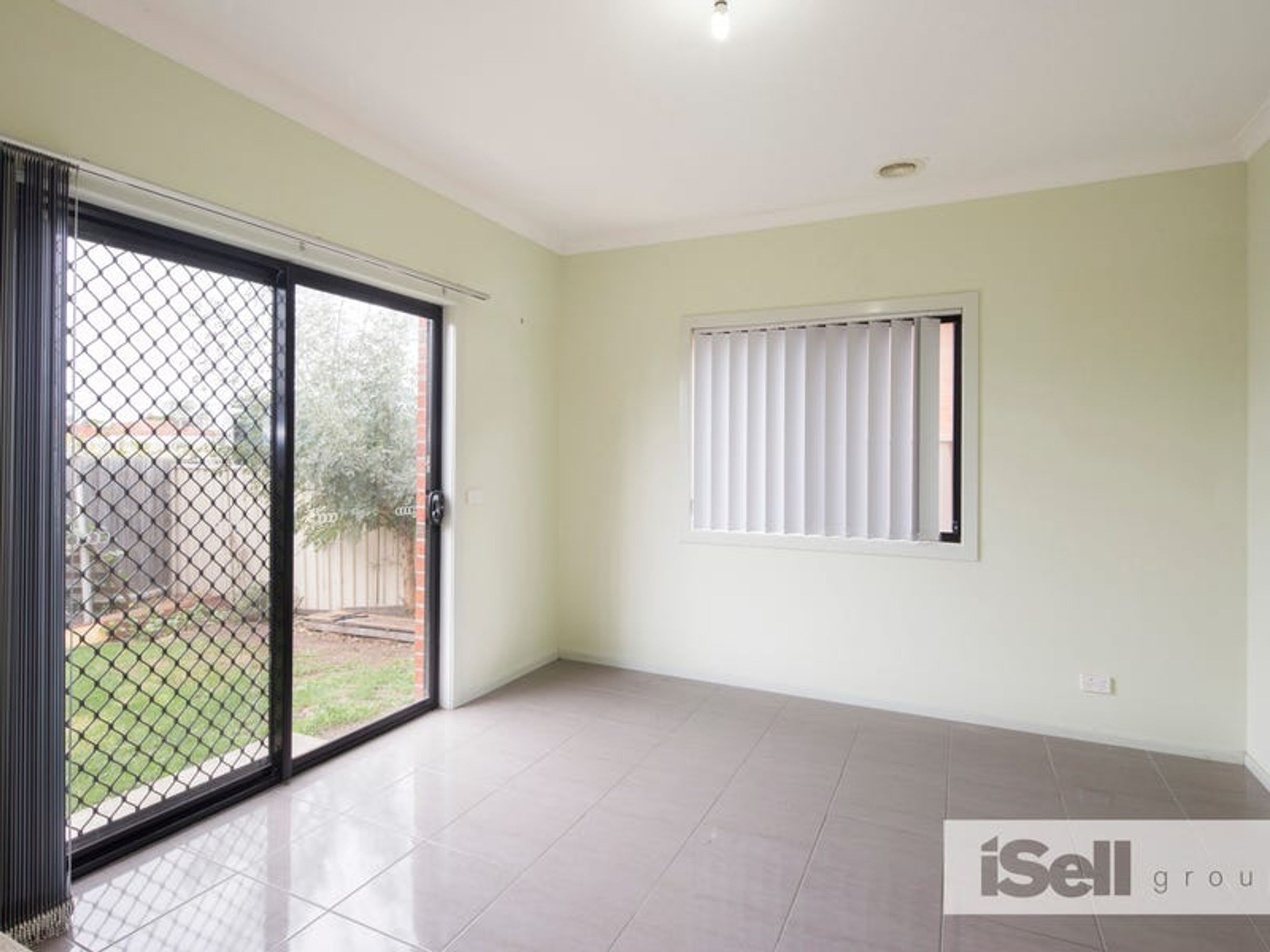 2/13 Davey Court, Springvale - Thumbnail 6