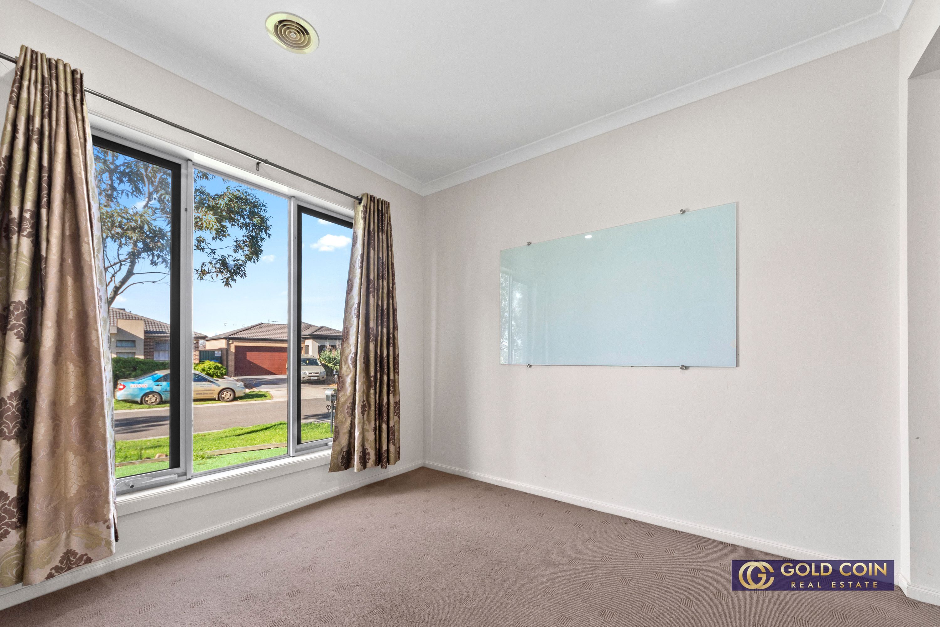 14 Amesbury Avenue, Wyndham Vale - Thumbnail 8