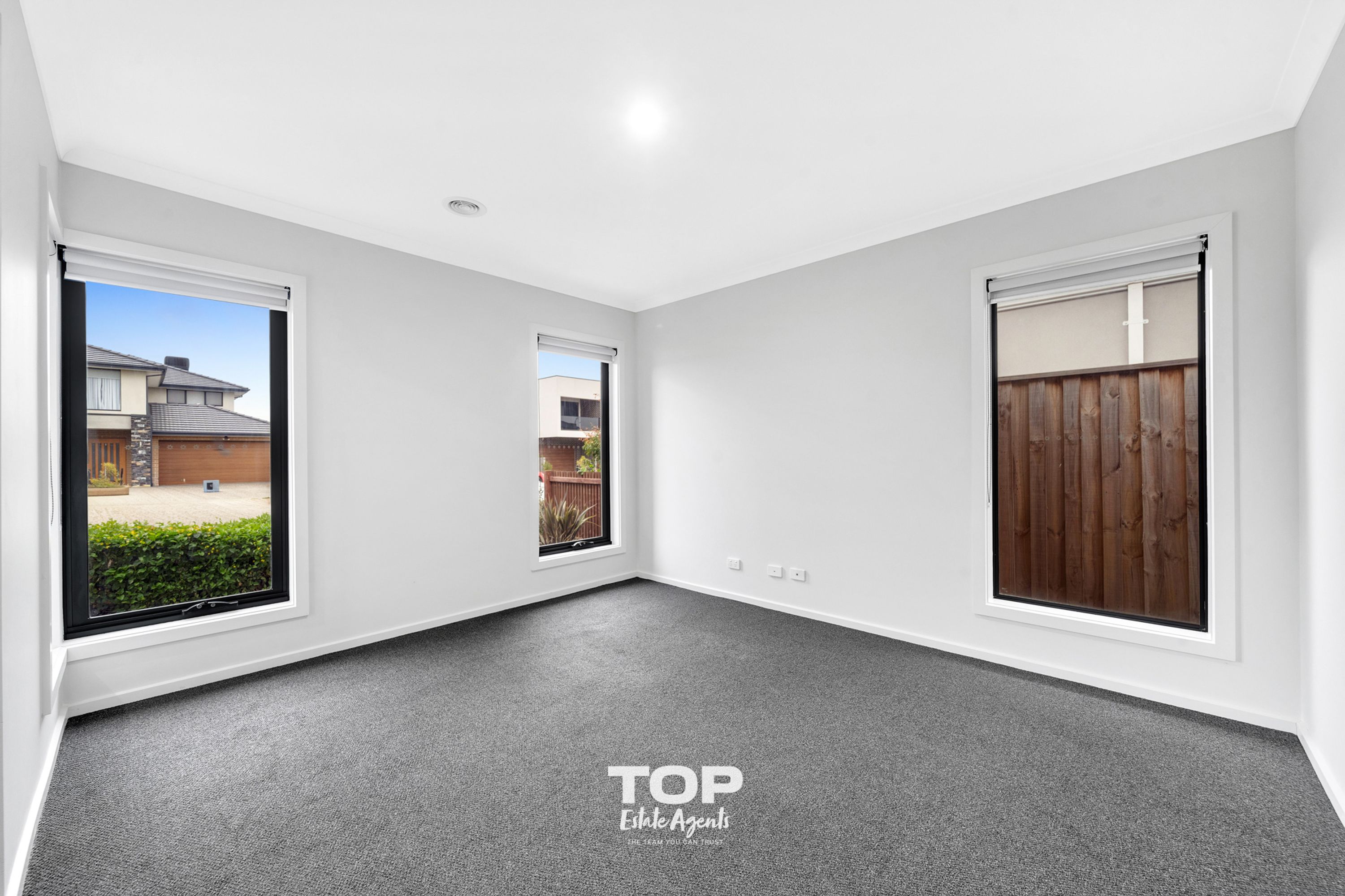 91 Manton Road, Clyde North - Thumbnail 7