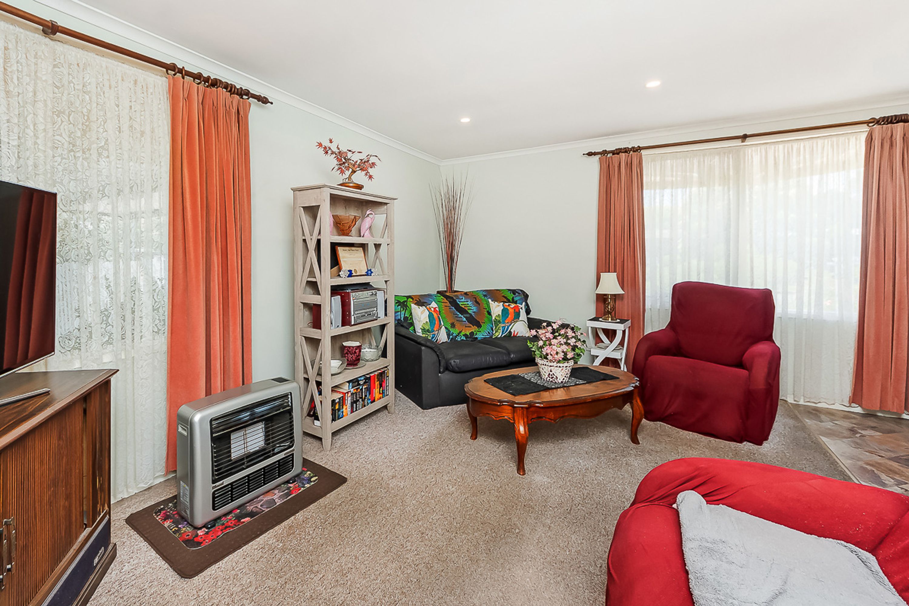 8 Deer Avenue, Mount Barker SA 5251, Mount Barker - Thumbnail 2