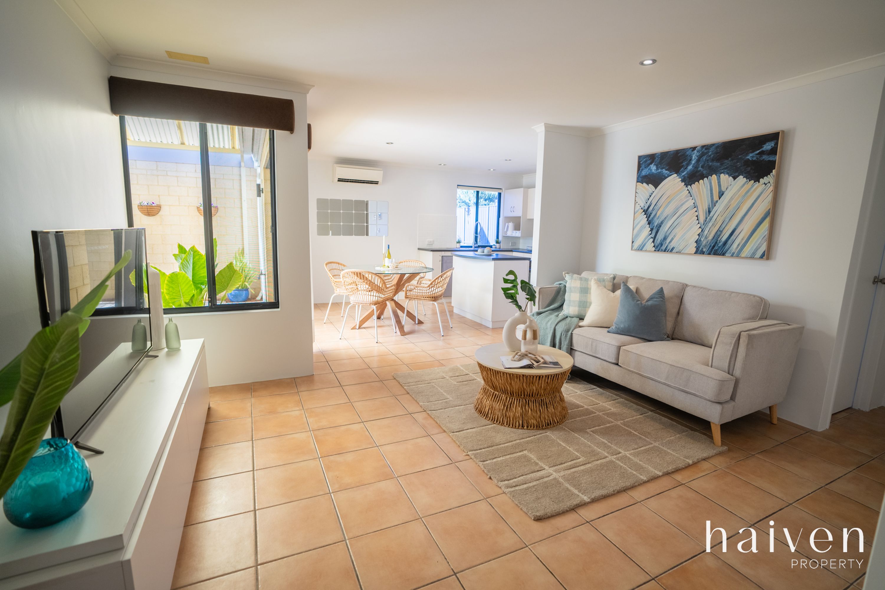 23A GRETHAM ROAD, Westminster - Thumbnail 2