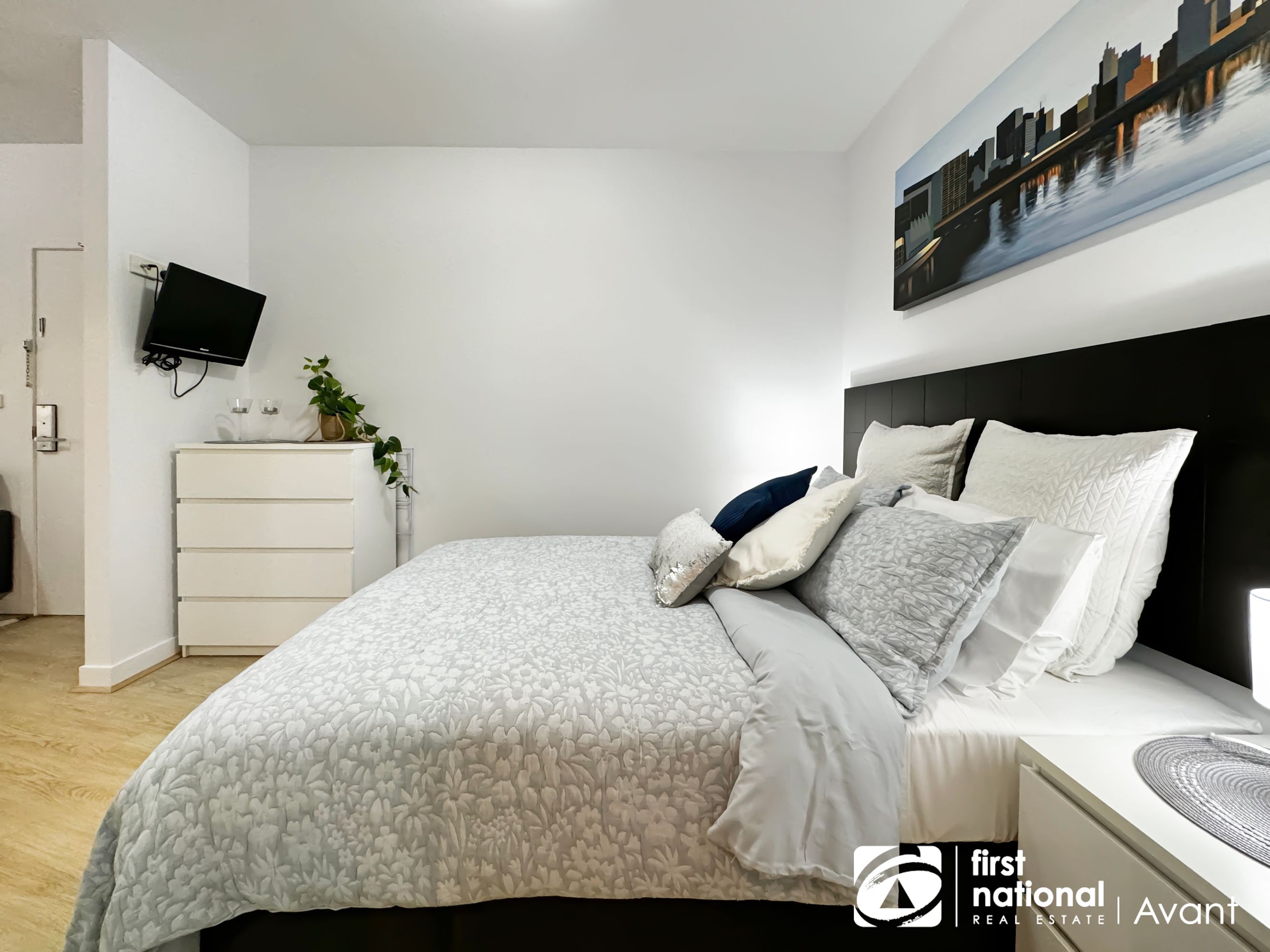 1101/43 Therry Street, Melbourne - Thumbnail 5