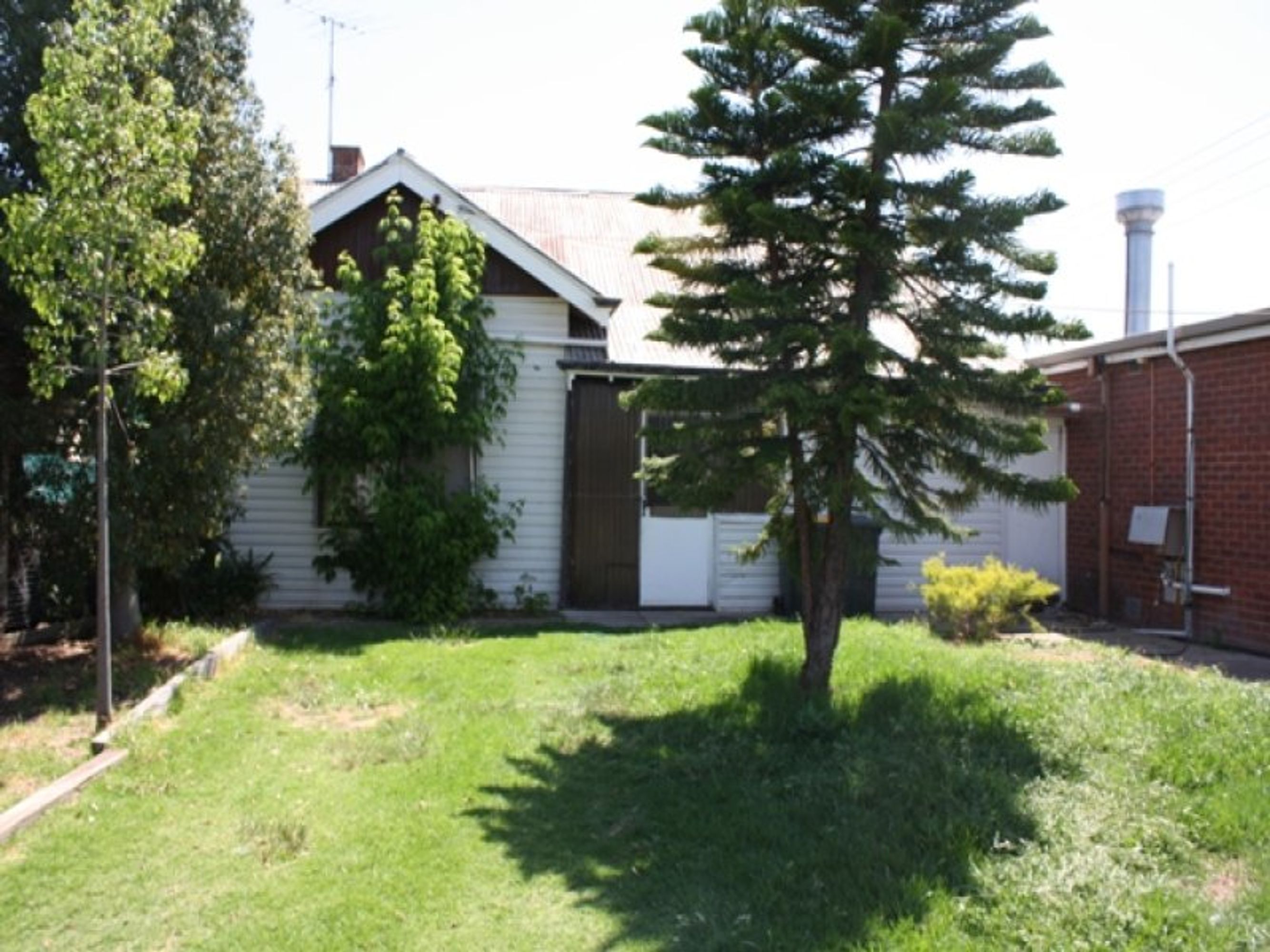 1&1A Austin Street, Horsham VIC 3400, Horsham - Thumbnail 3