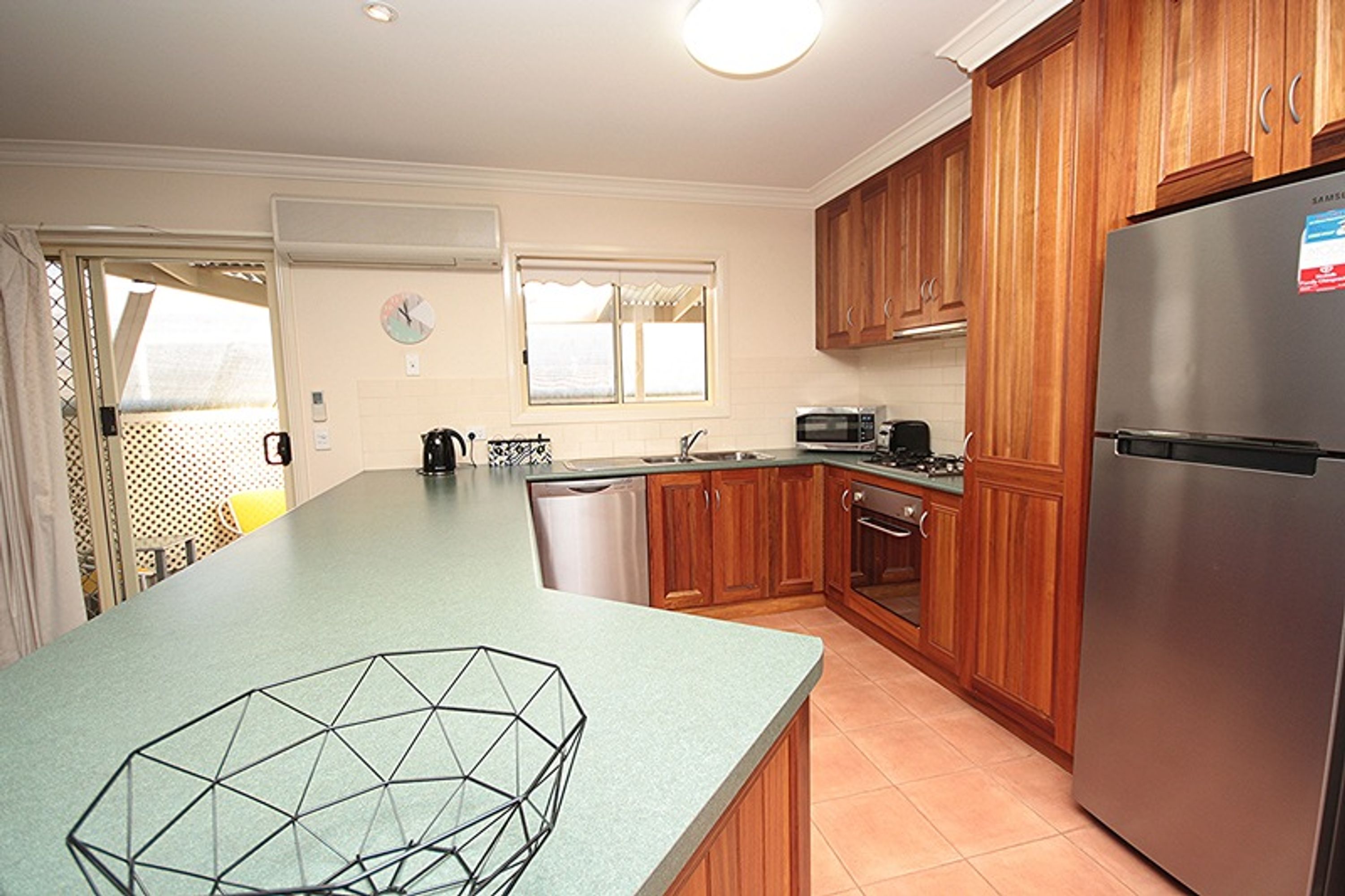 2/9 Barton Drive, Horsham VIC 3400, Horsham - Thumbnail 2