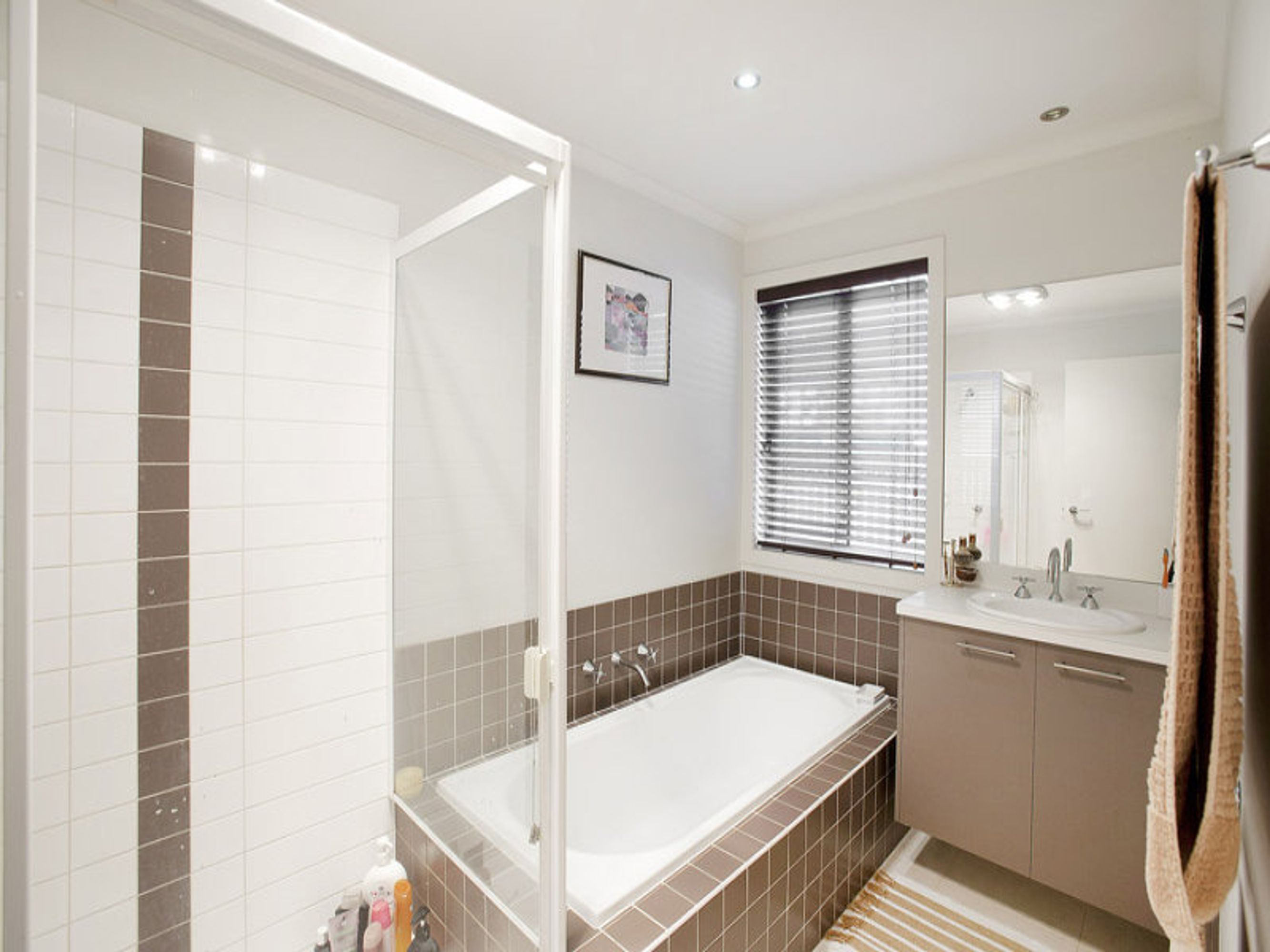 22 Ivory Crescent, Springvale South - Thumbnail 6
