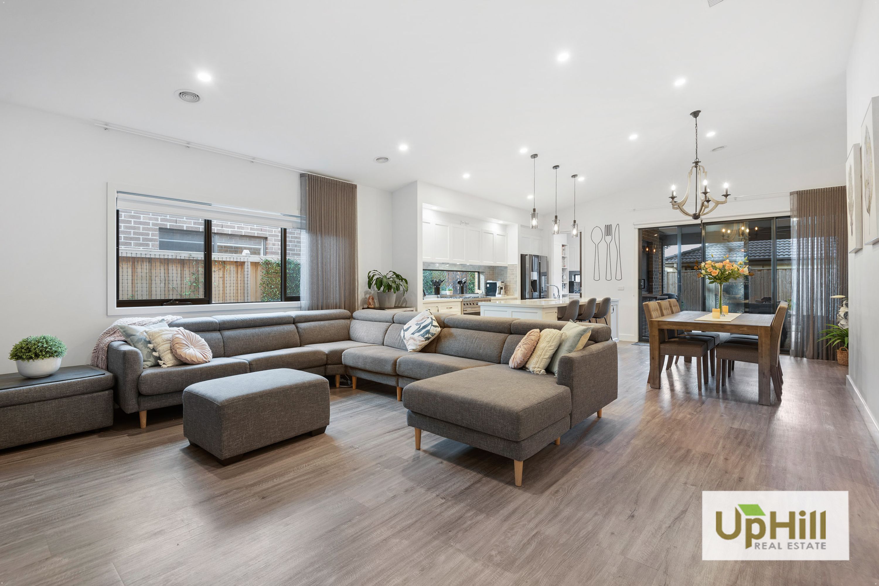 13 Cortajalla Avenue, Clyde North - Thumbnail 4