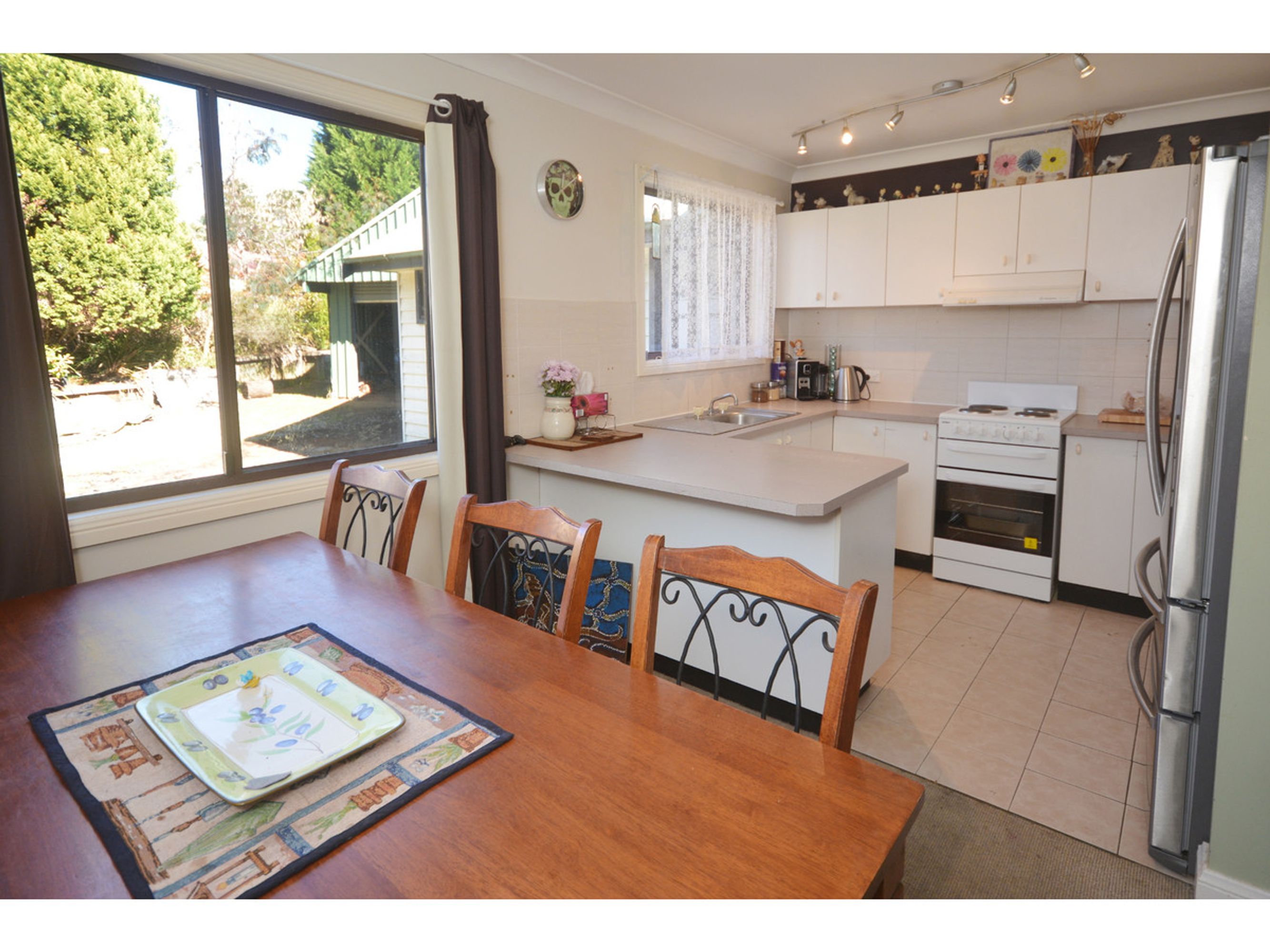 8A Fourth Avenue, Katoomba - Thumbnail 3