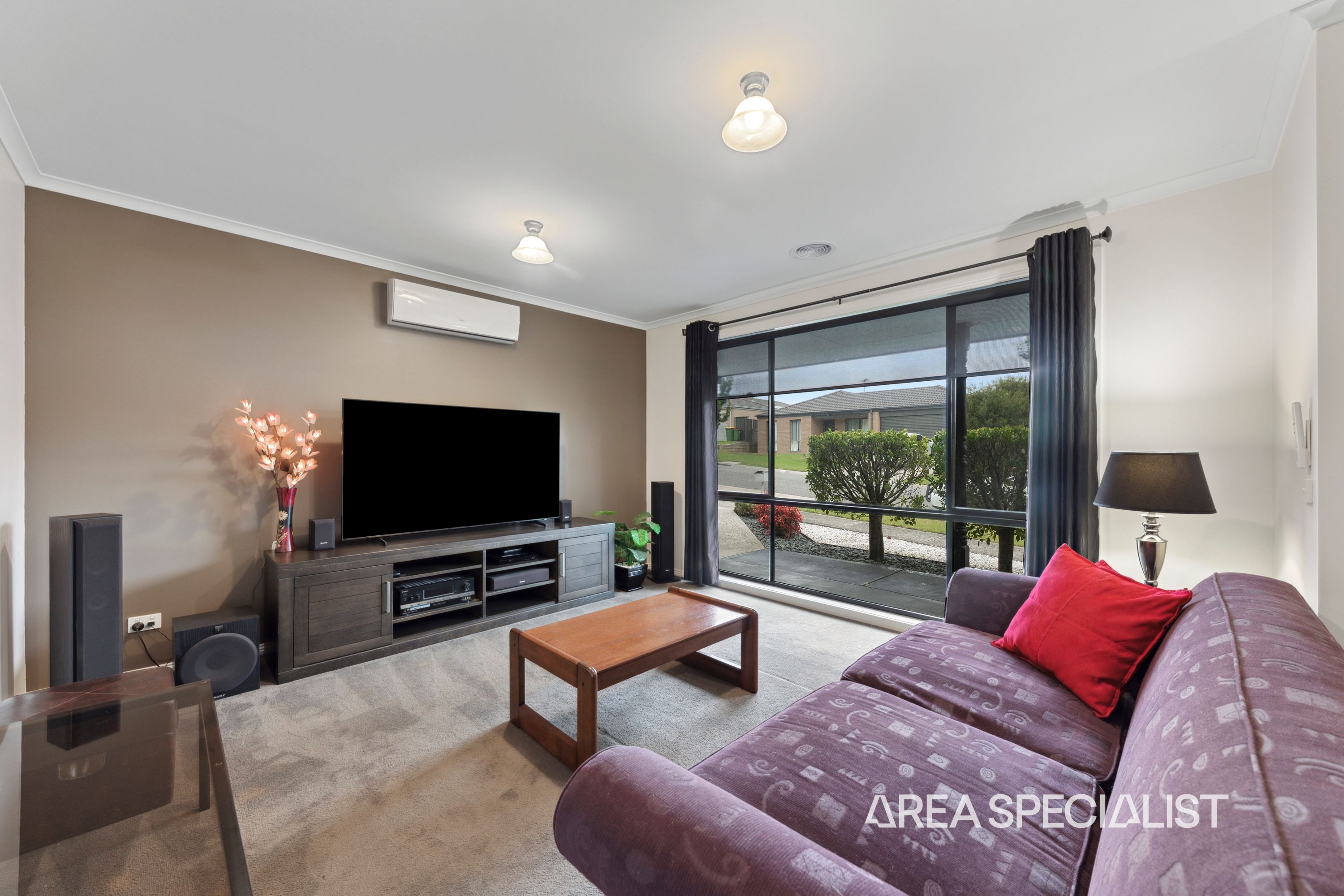10 Doonie Way, Pakenham - Thumbnail 6