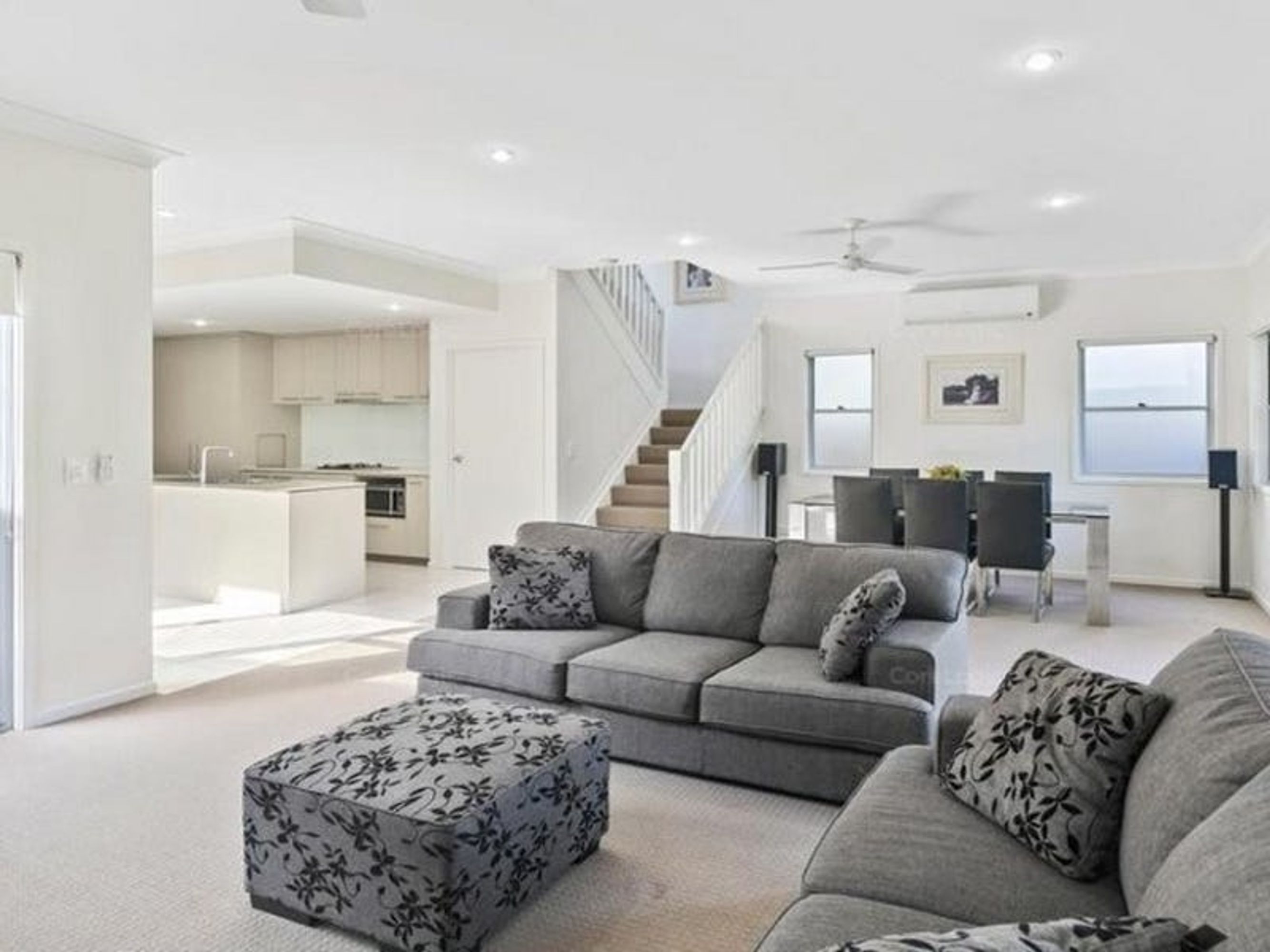37/57 Moss Road