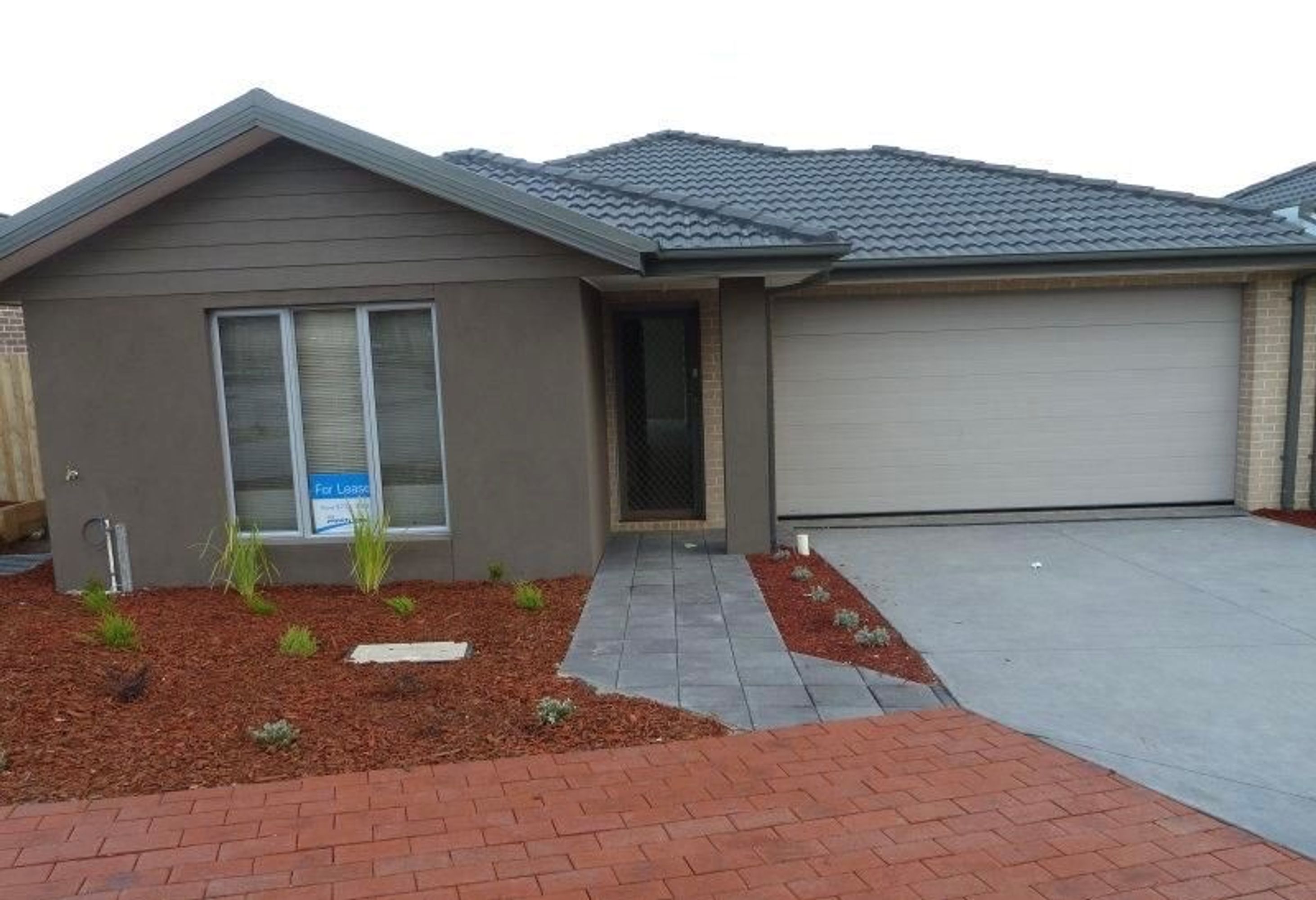 8/104 Broderick Road, Carrum Downs
