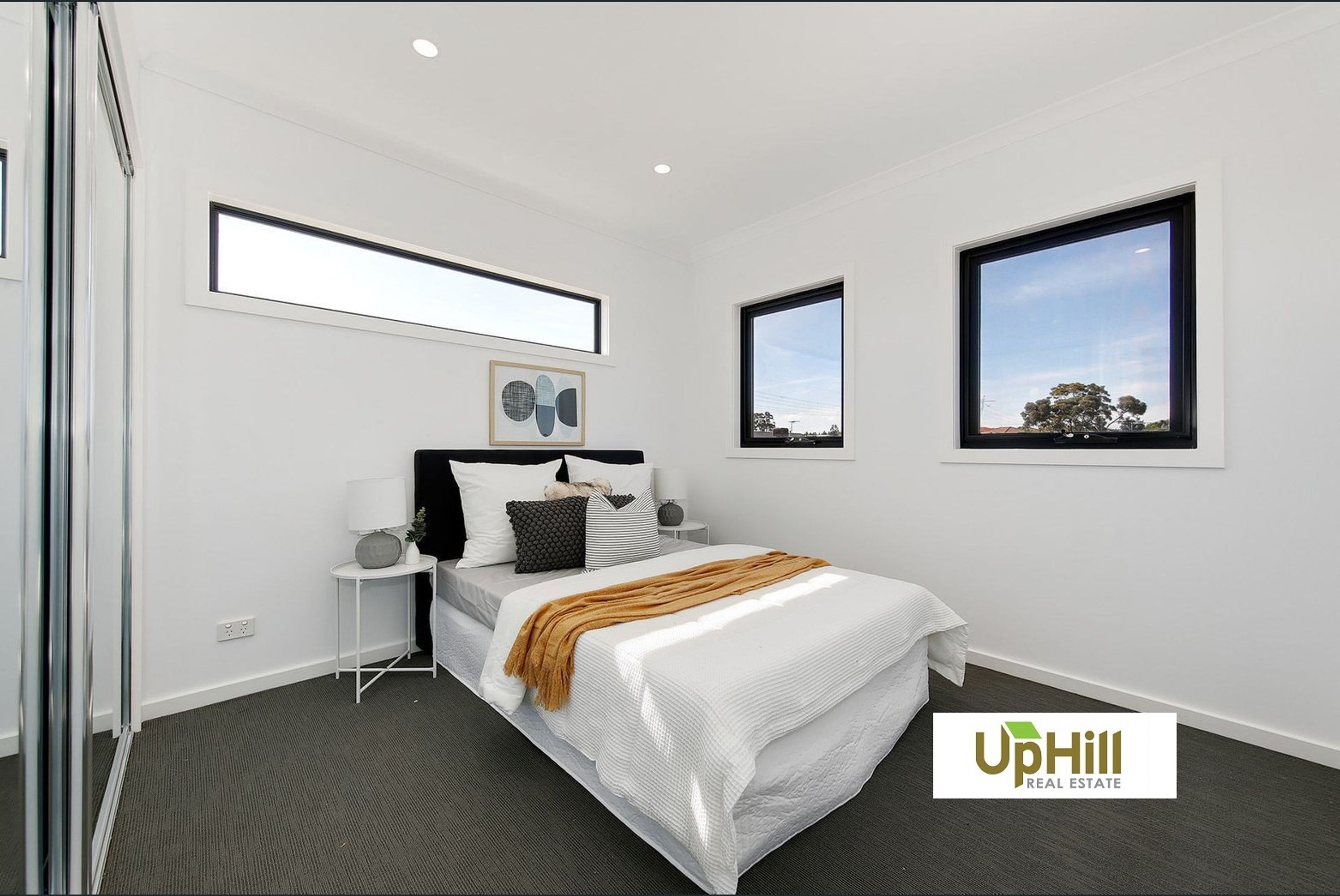 6 PORTIA CIRCUIT, Clyde North - Thumbnail 7