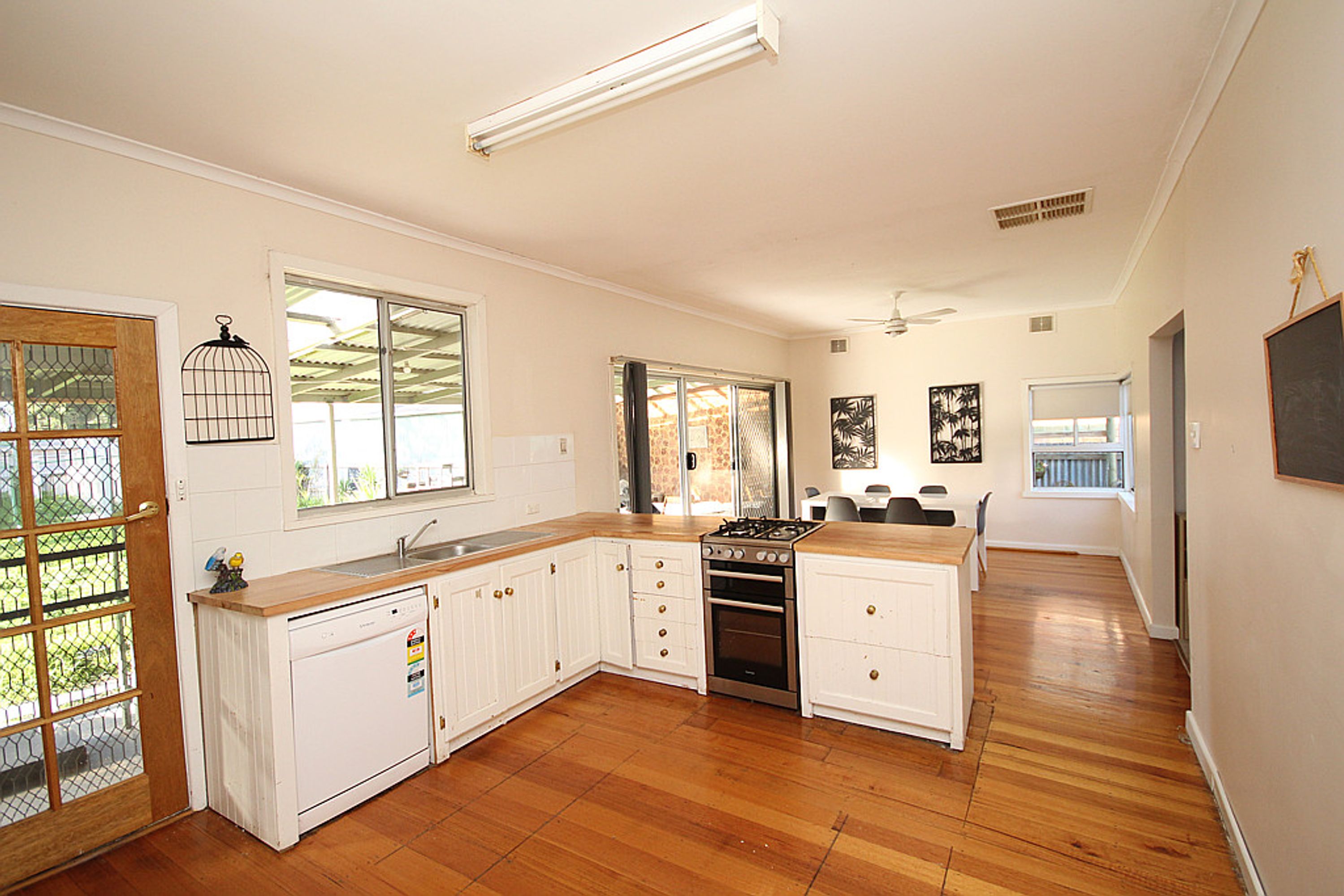1 Lynott Street, Horsham VIC 3400, Horsham - Thumbnail 3