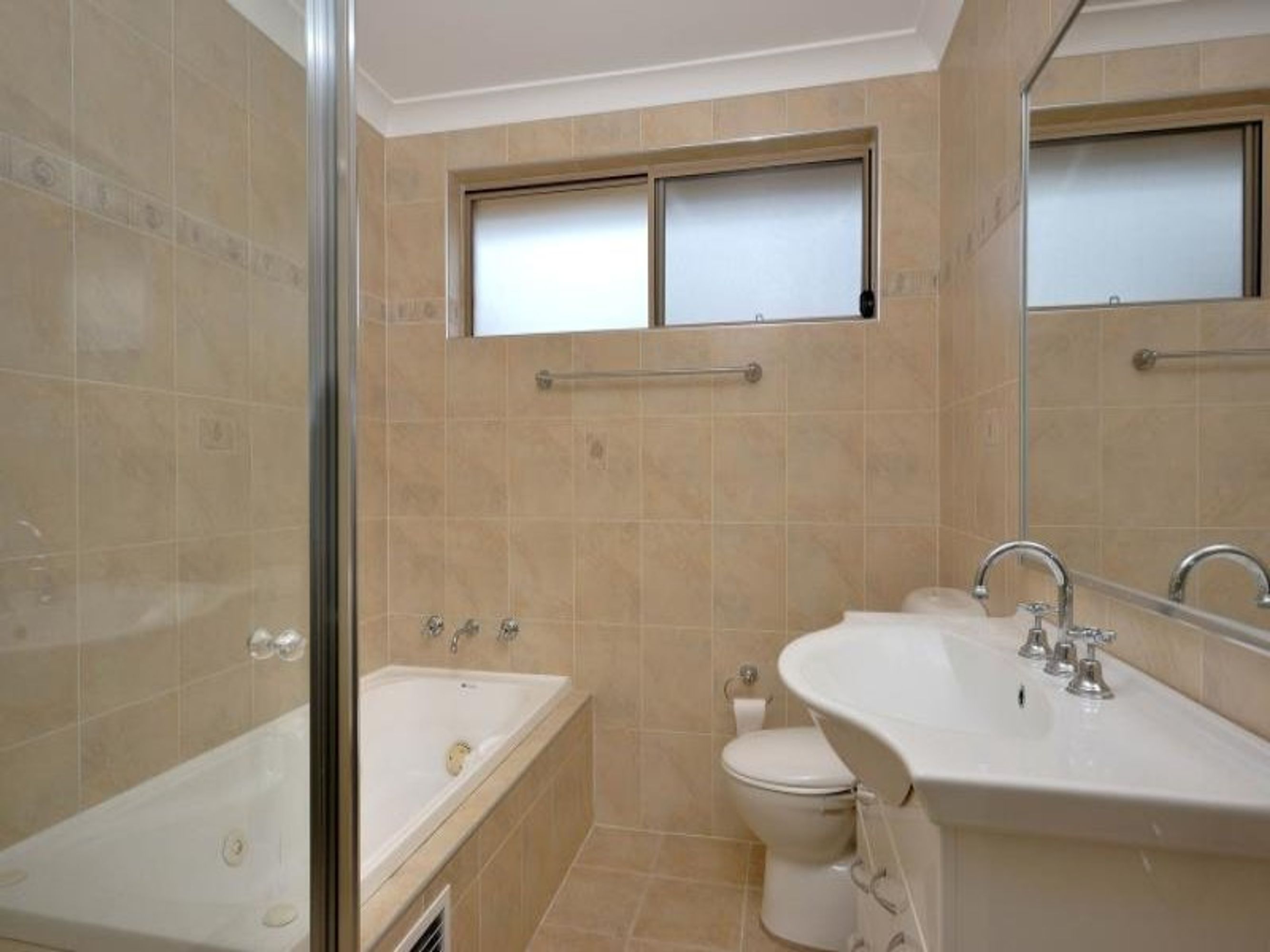 33 Russell Ave, Sans Souci, NSW 2219, Sans Souci - Thumbnail 4