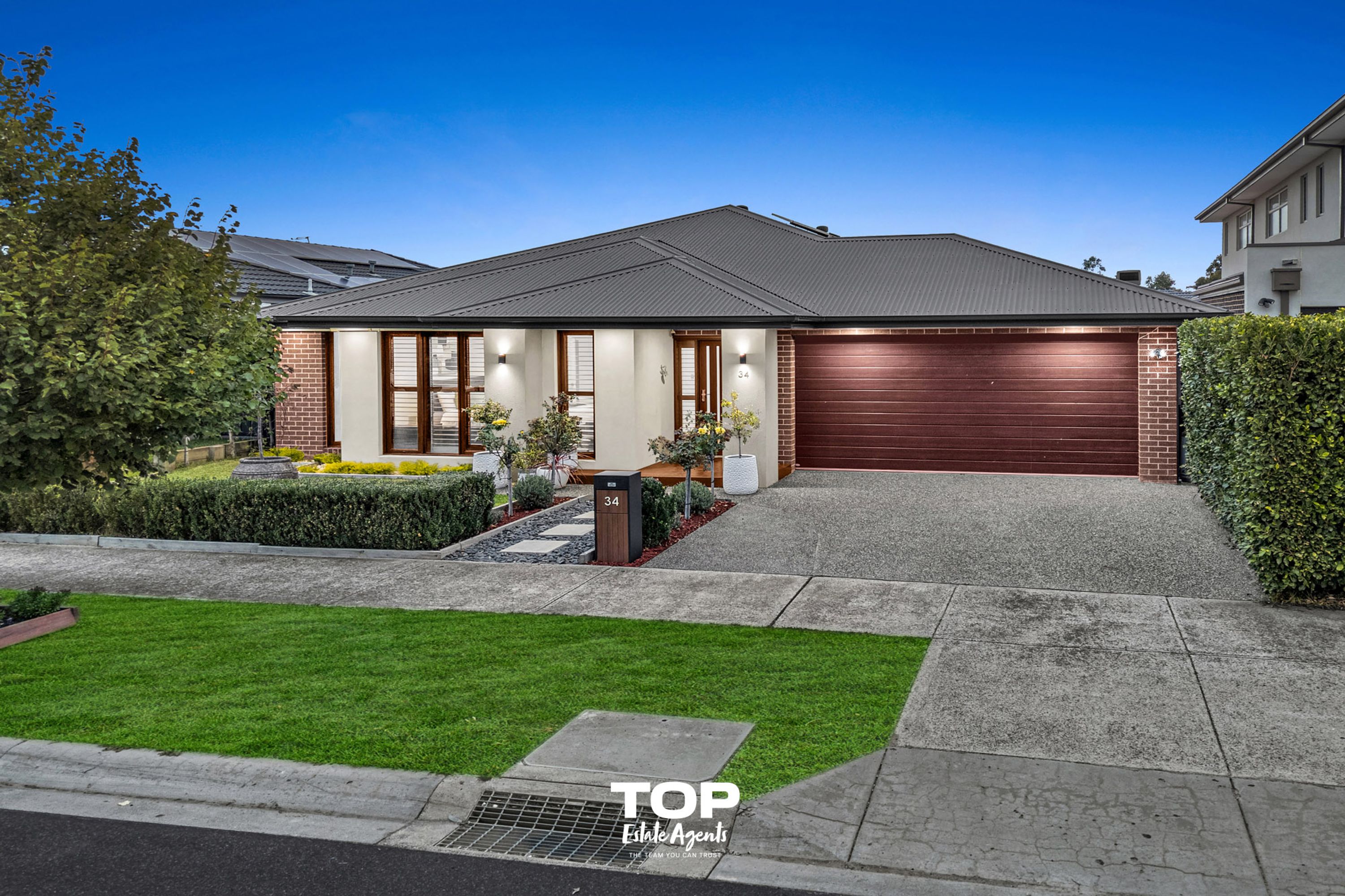 34 Glenrose Boulevard, Clyde North - Thumbnail 3