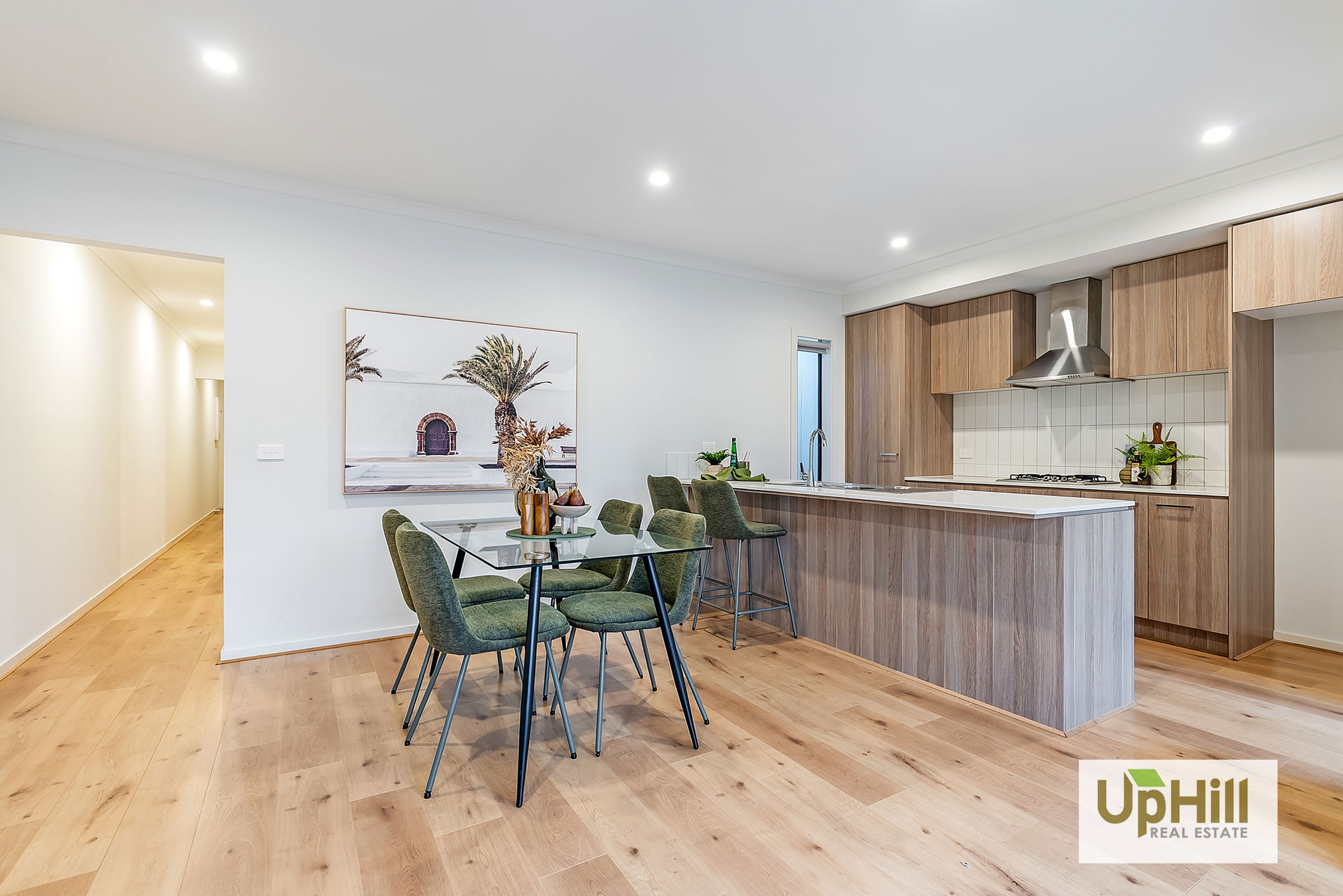 10 Plymouth Boulevard, Clyde North - Thumbnail 8