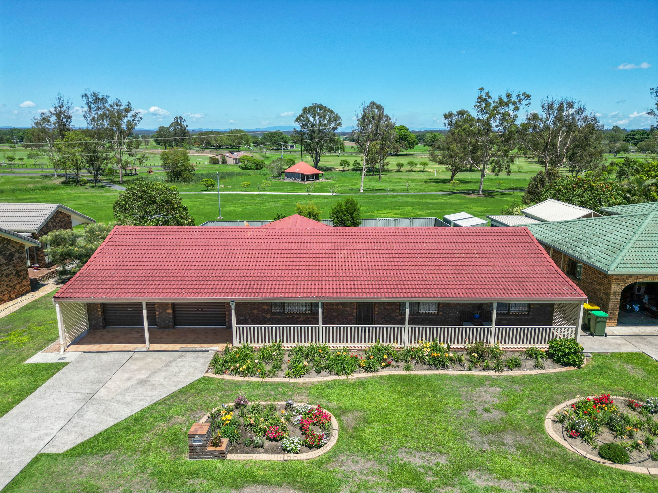 12 Hillside Drive, Junction Hill - Thumbnail 3