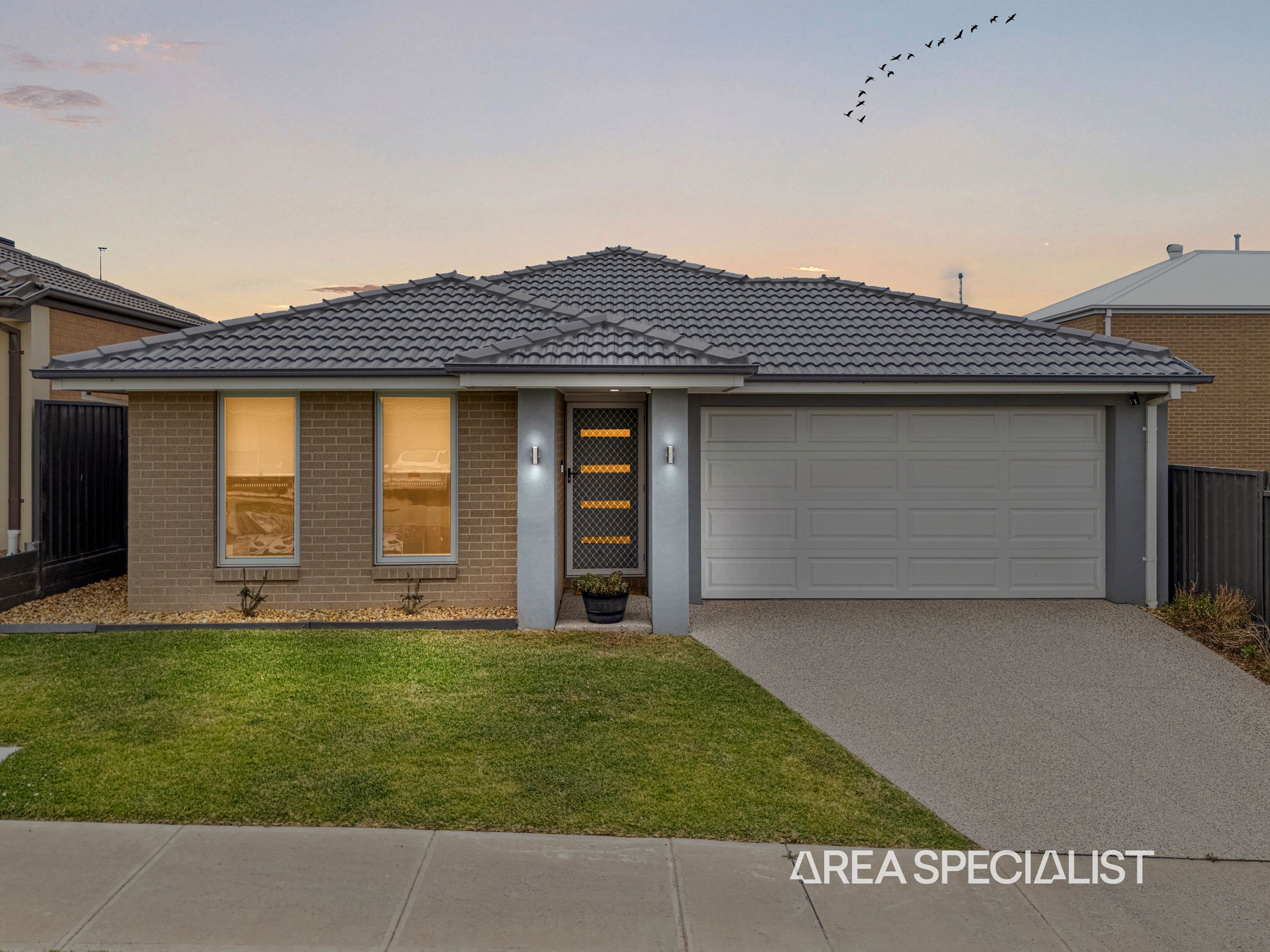 4 Snowbird Road, Pakenham - Thumbnail 2