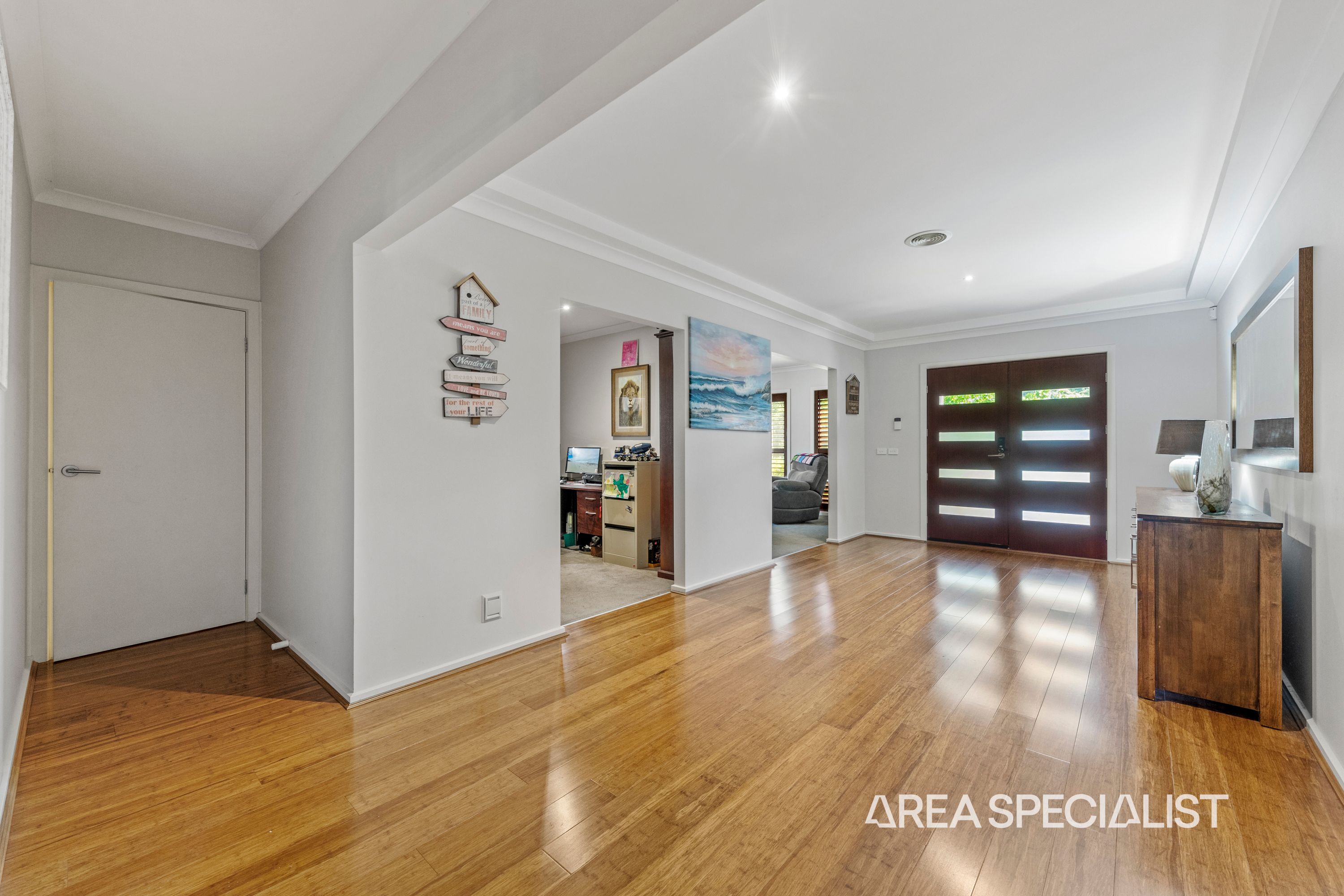 56 Windermere Boulevard, Pakenham - Thumbnail 6