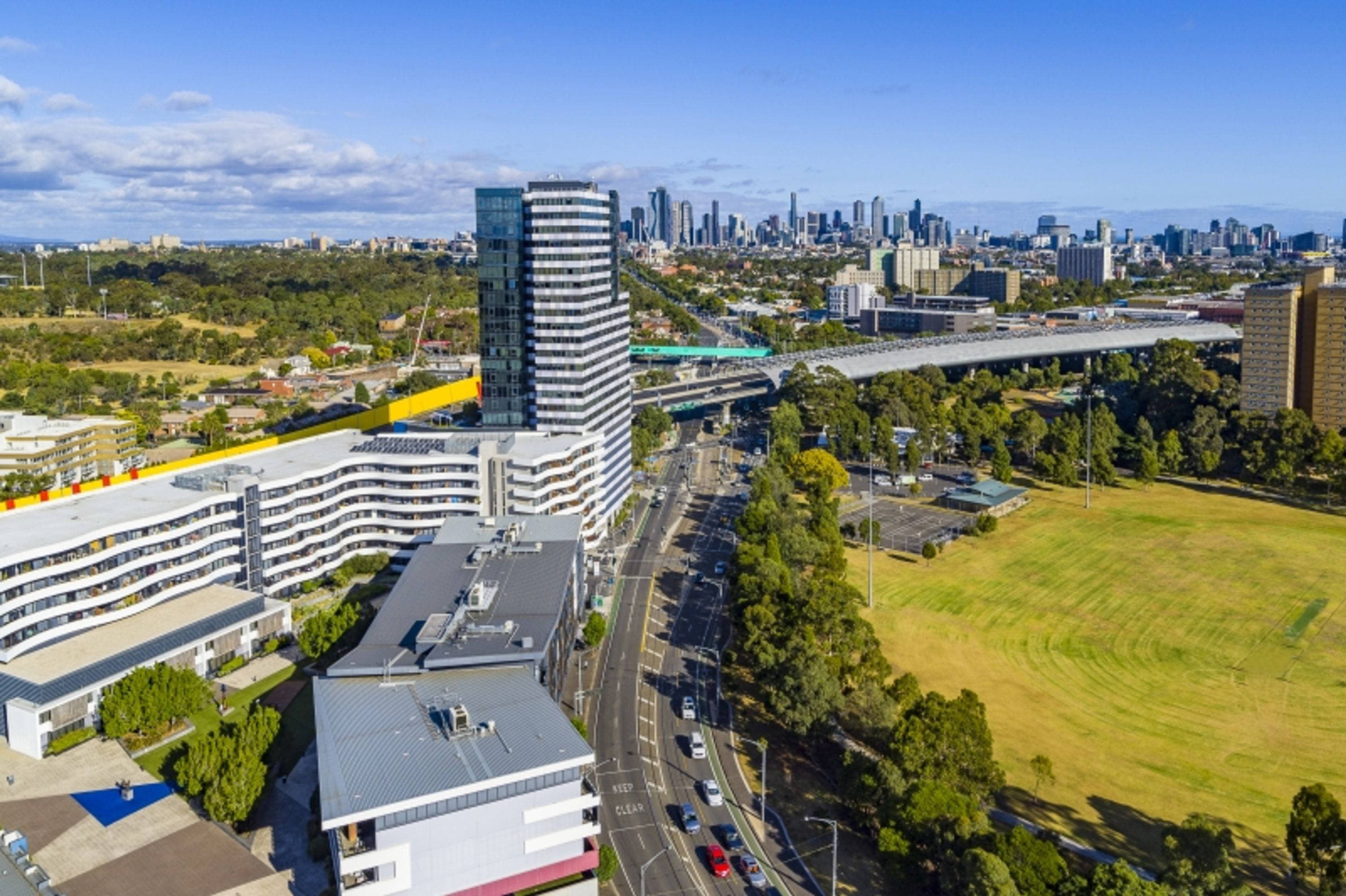 1908/18 Mt Alexander Road, Travancore - Thumbnail 3