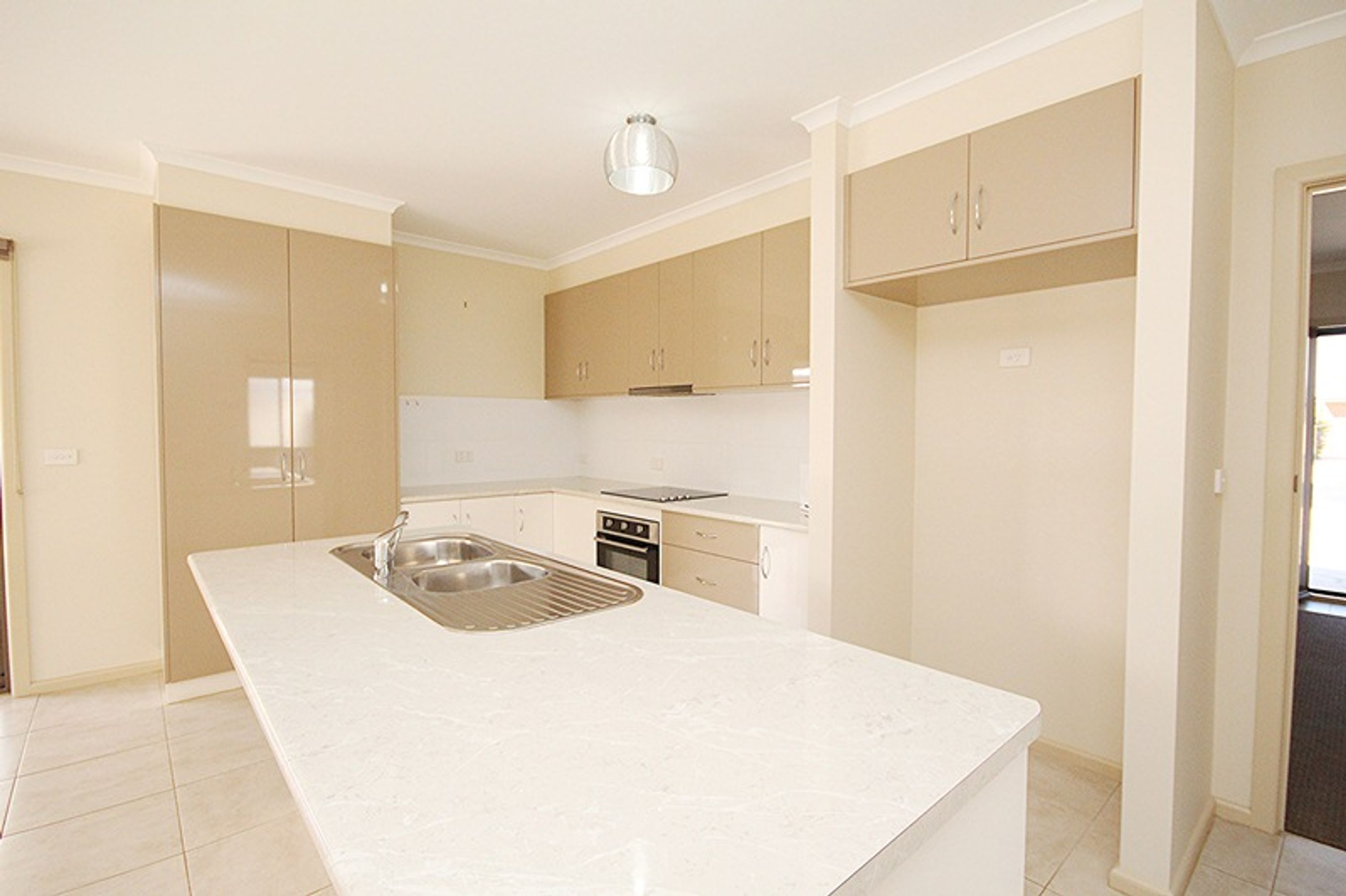 20 Thornley Street, Horsham VIC 3400, Horsham - Thumbnail 2