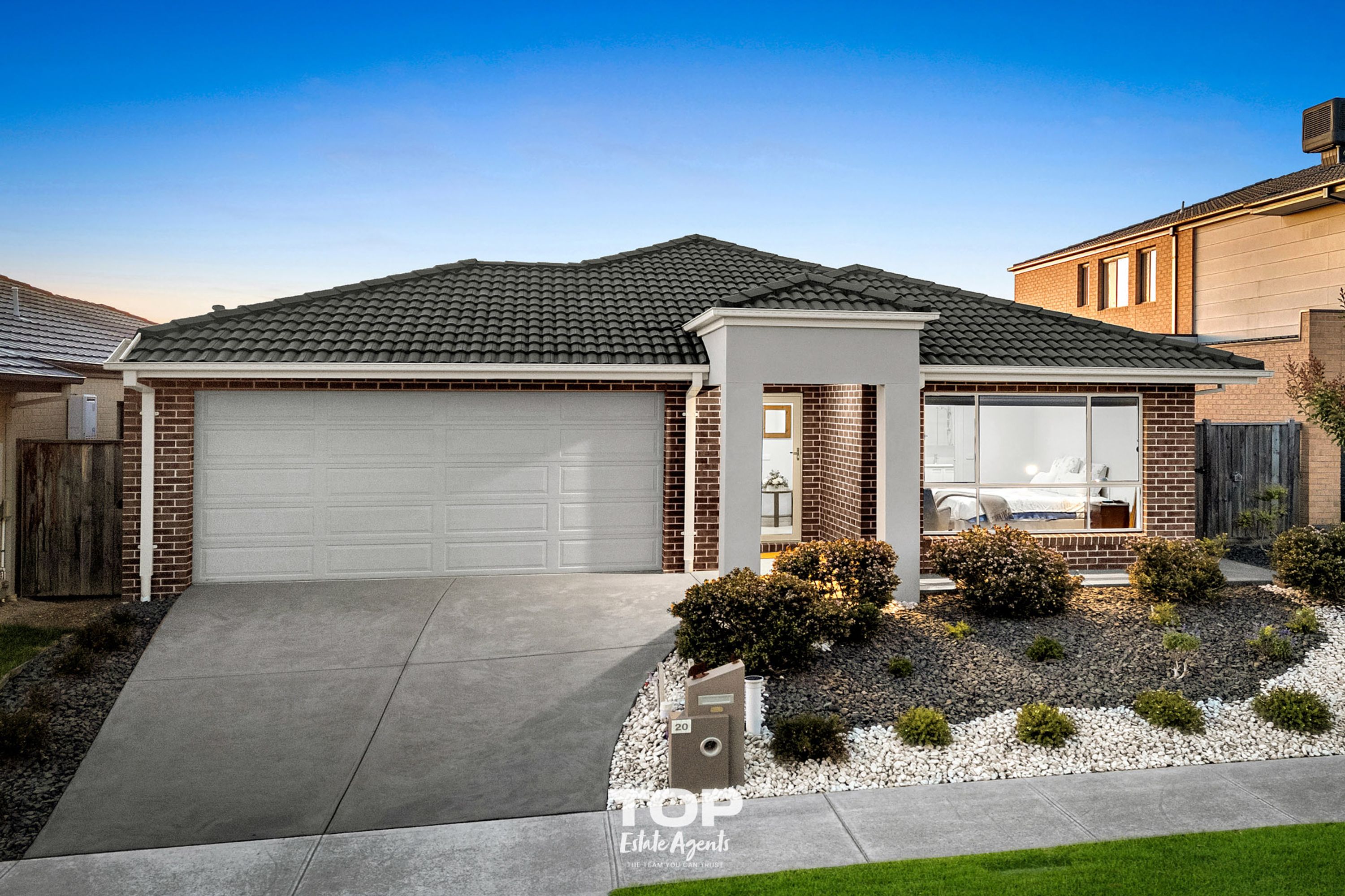20 Everard Avenue, Clyde North - Thumbnail 2