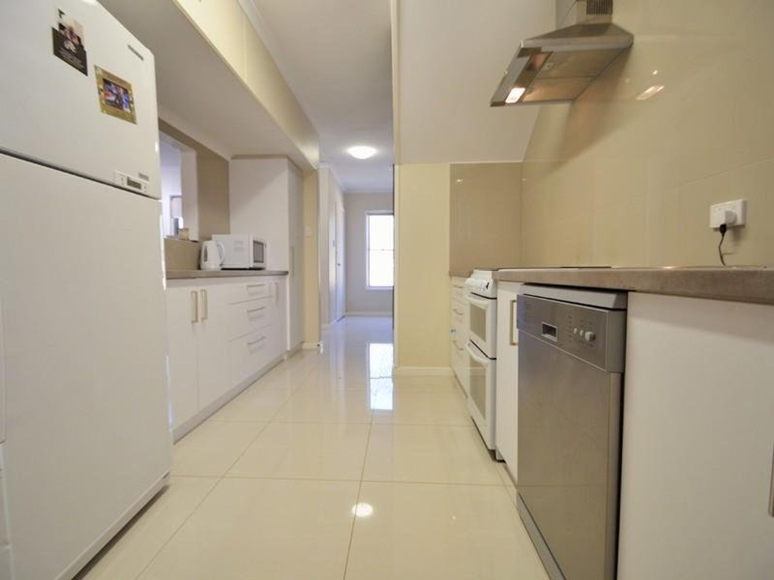 5 Peter Way, South Hedland, South Hedland - Thumbnail 2