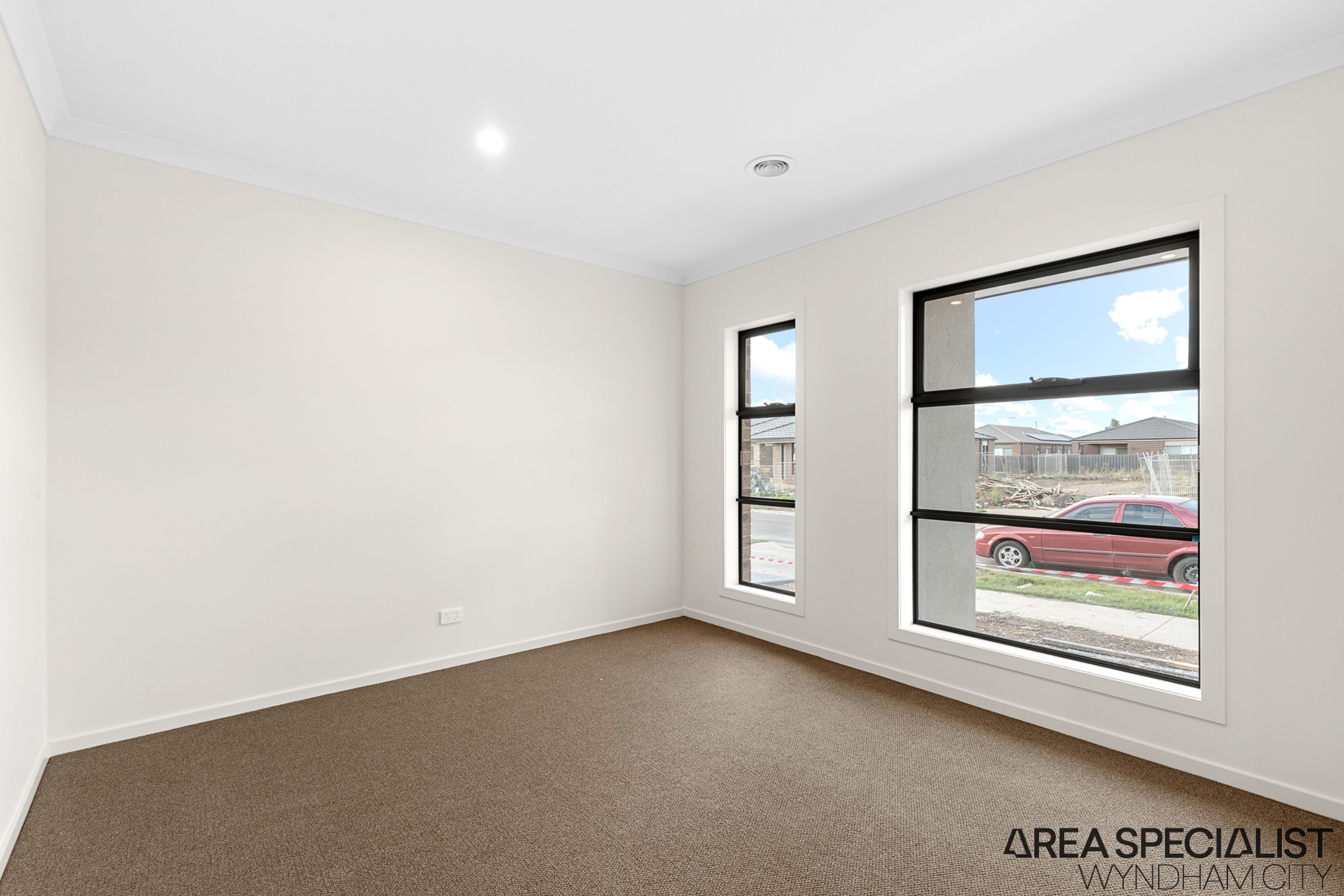 28 Lepperton Street, Werribee, Werribee - Thumbnail 3