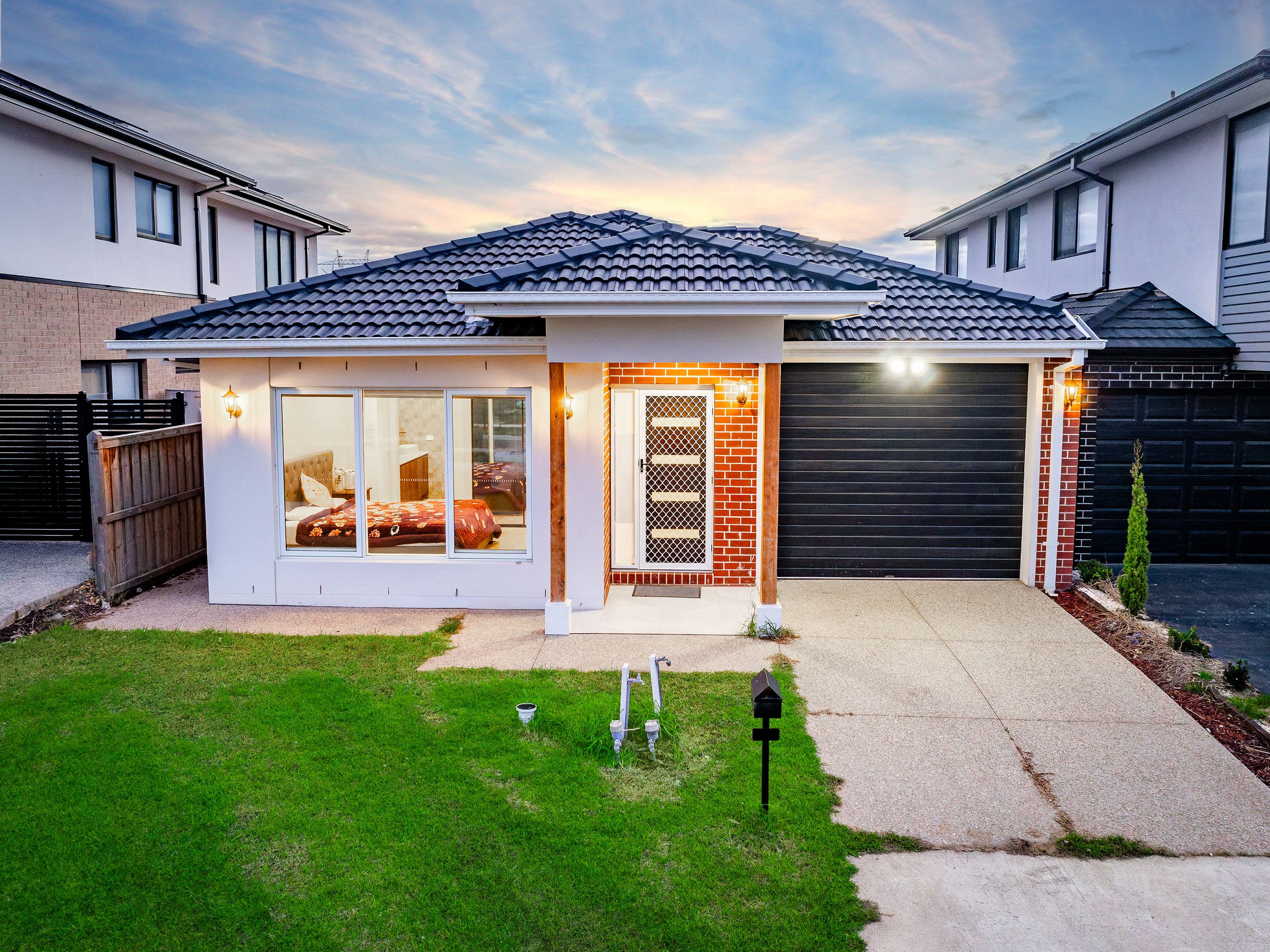 131 Manton Road, Clyde North - Thumbnail 2