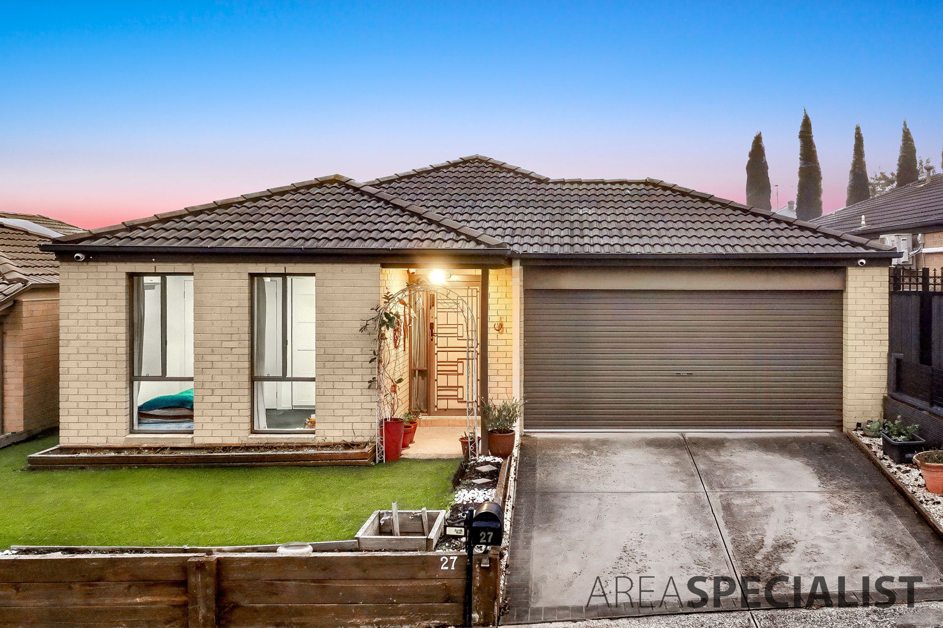 27 O'brien Parade, Pakenham, Pakenham - Image 1