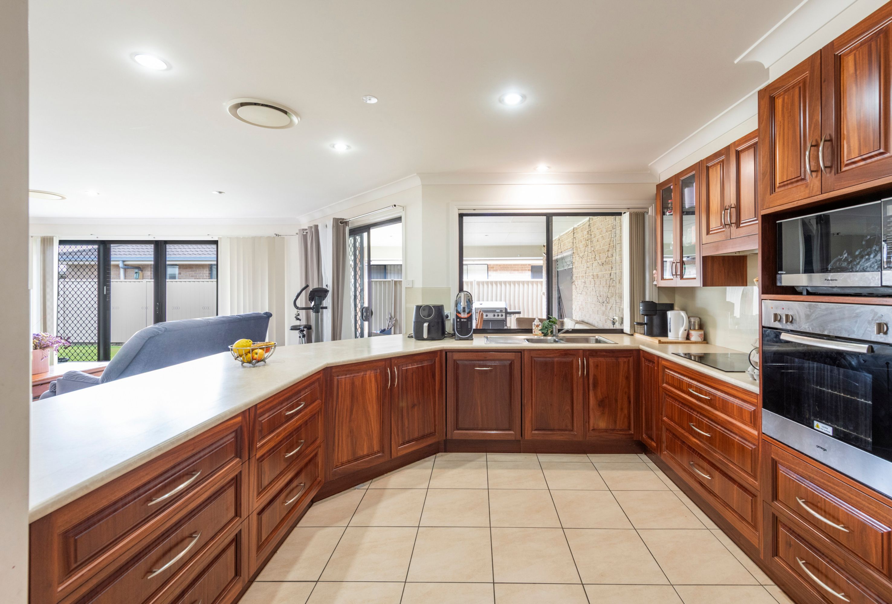 5 Mark Close, Grafton - Thumbnail 6