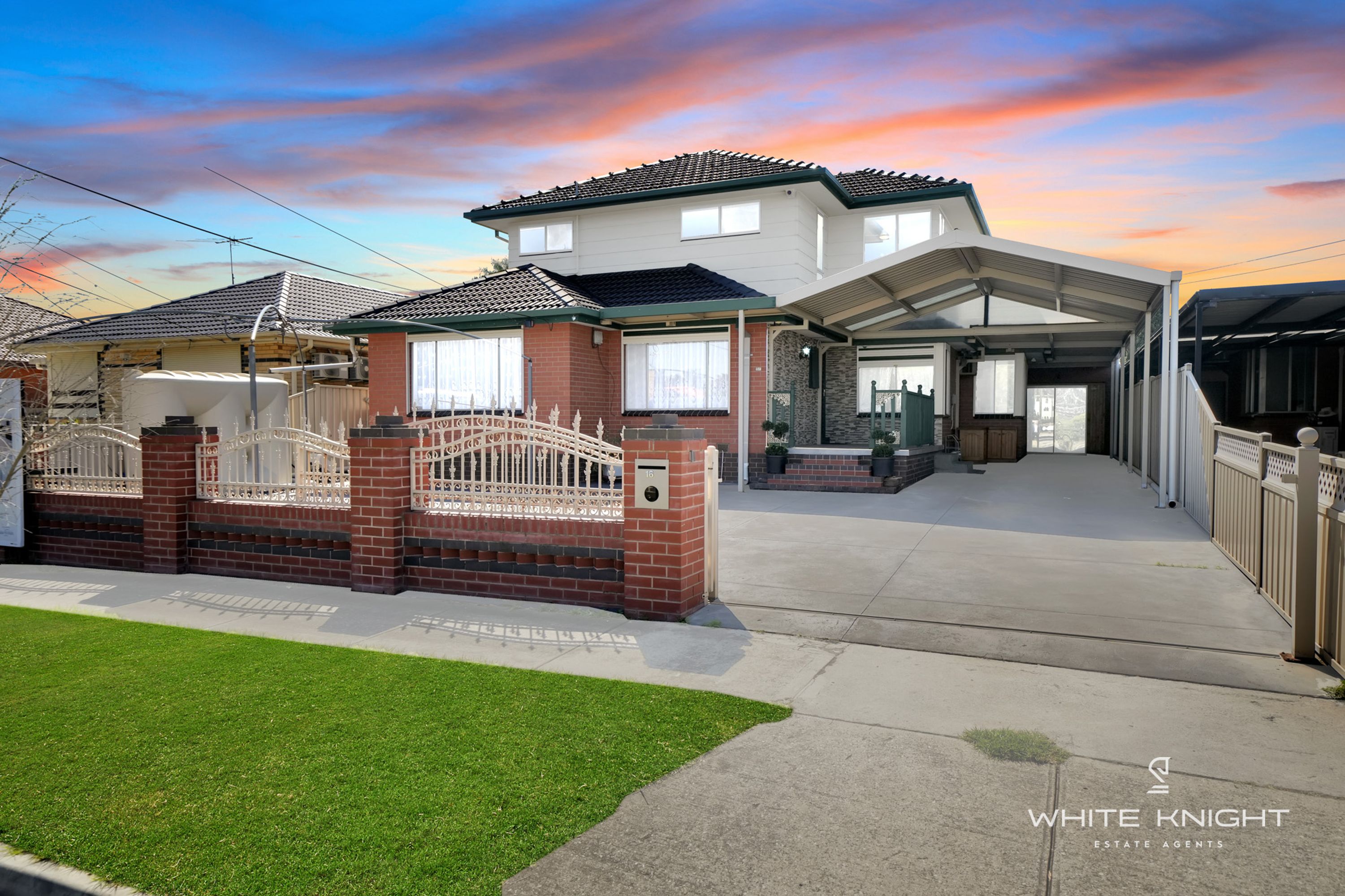 16 Chelmsford Crescent, St Albans VIC 3021, St Albans - Thumbnail 2