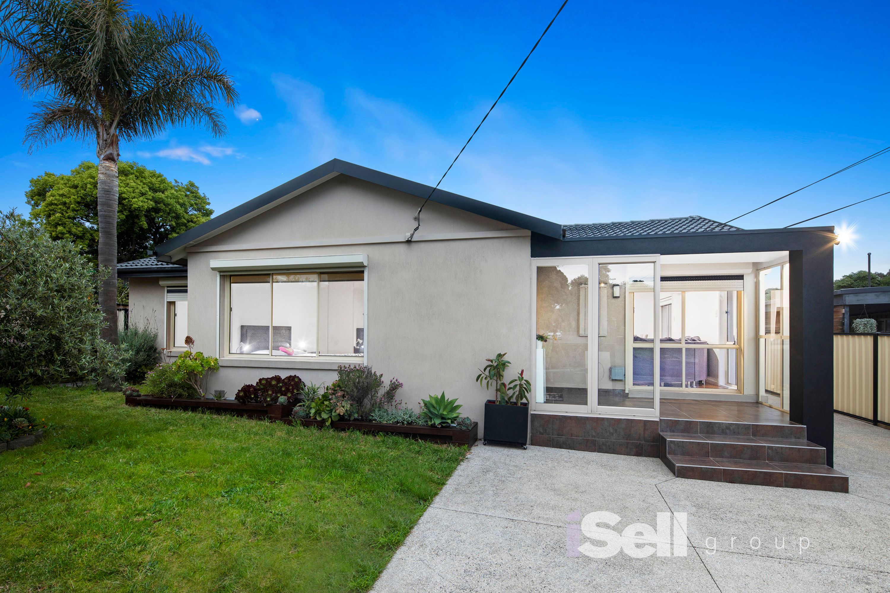 45 Simpson Drive, Dandenong North - Thumbnail 2