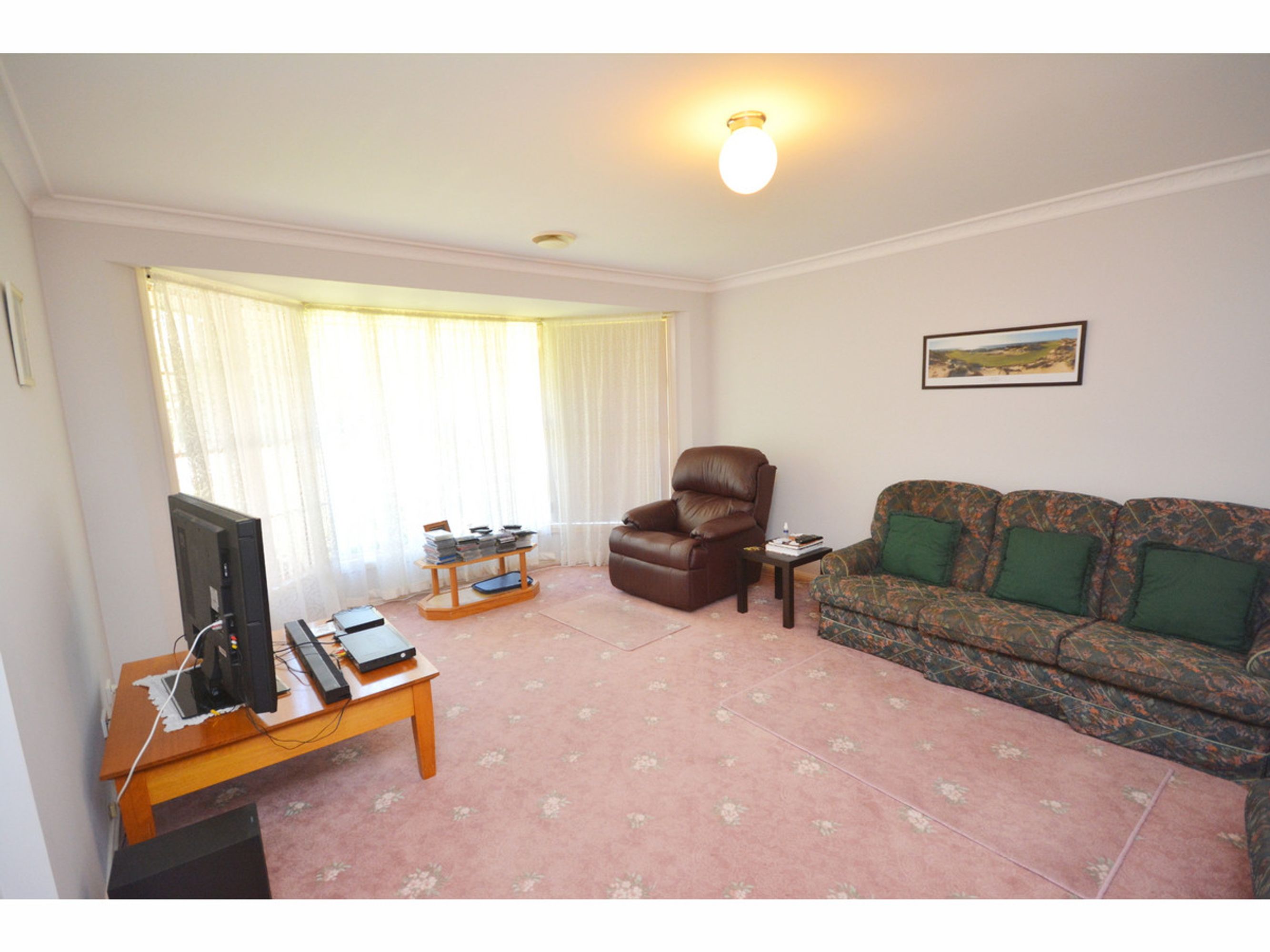 10 Oak Street, Katoomba - Thumbnail 2
