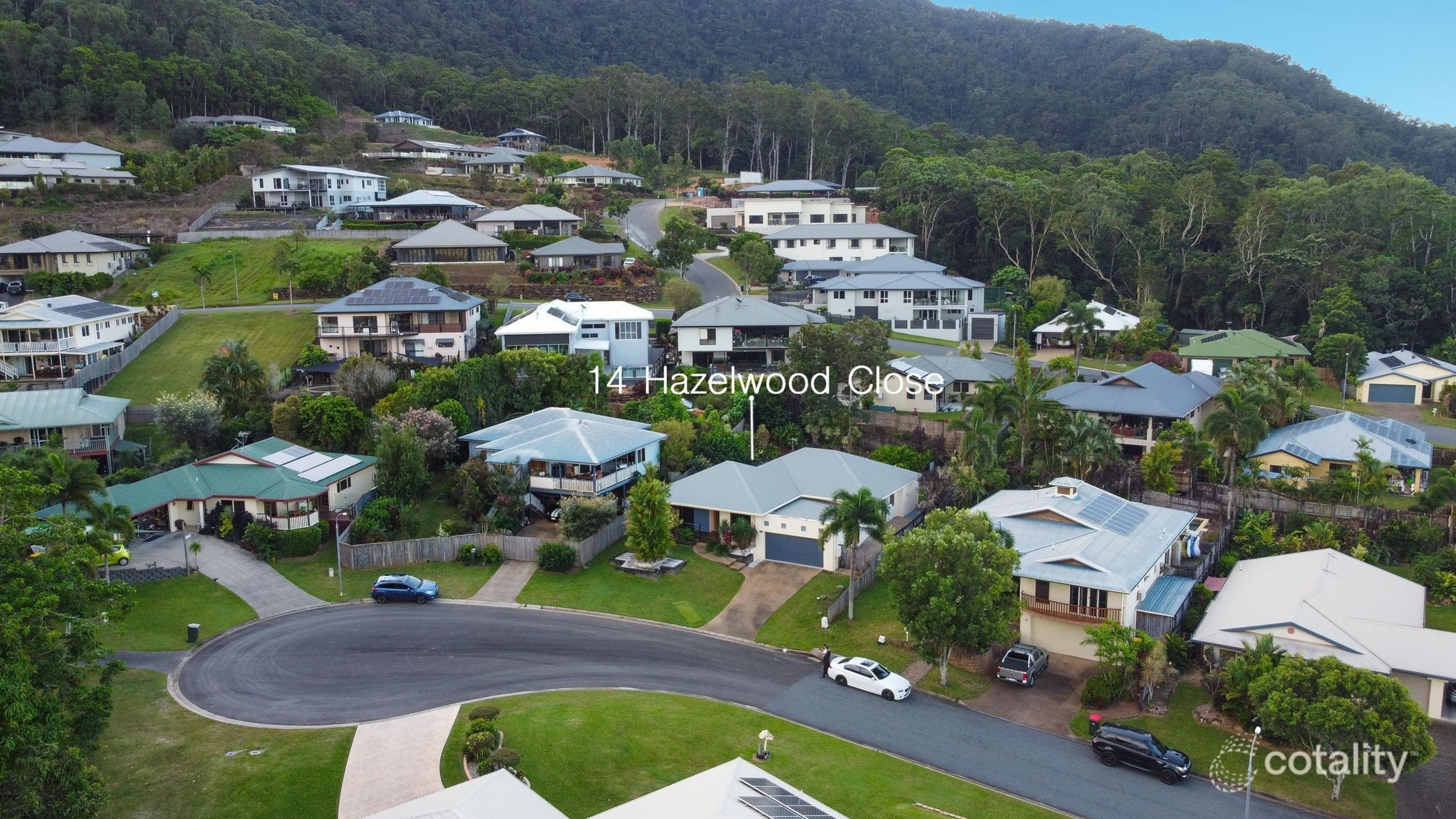 14 Hazelwood Close