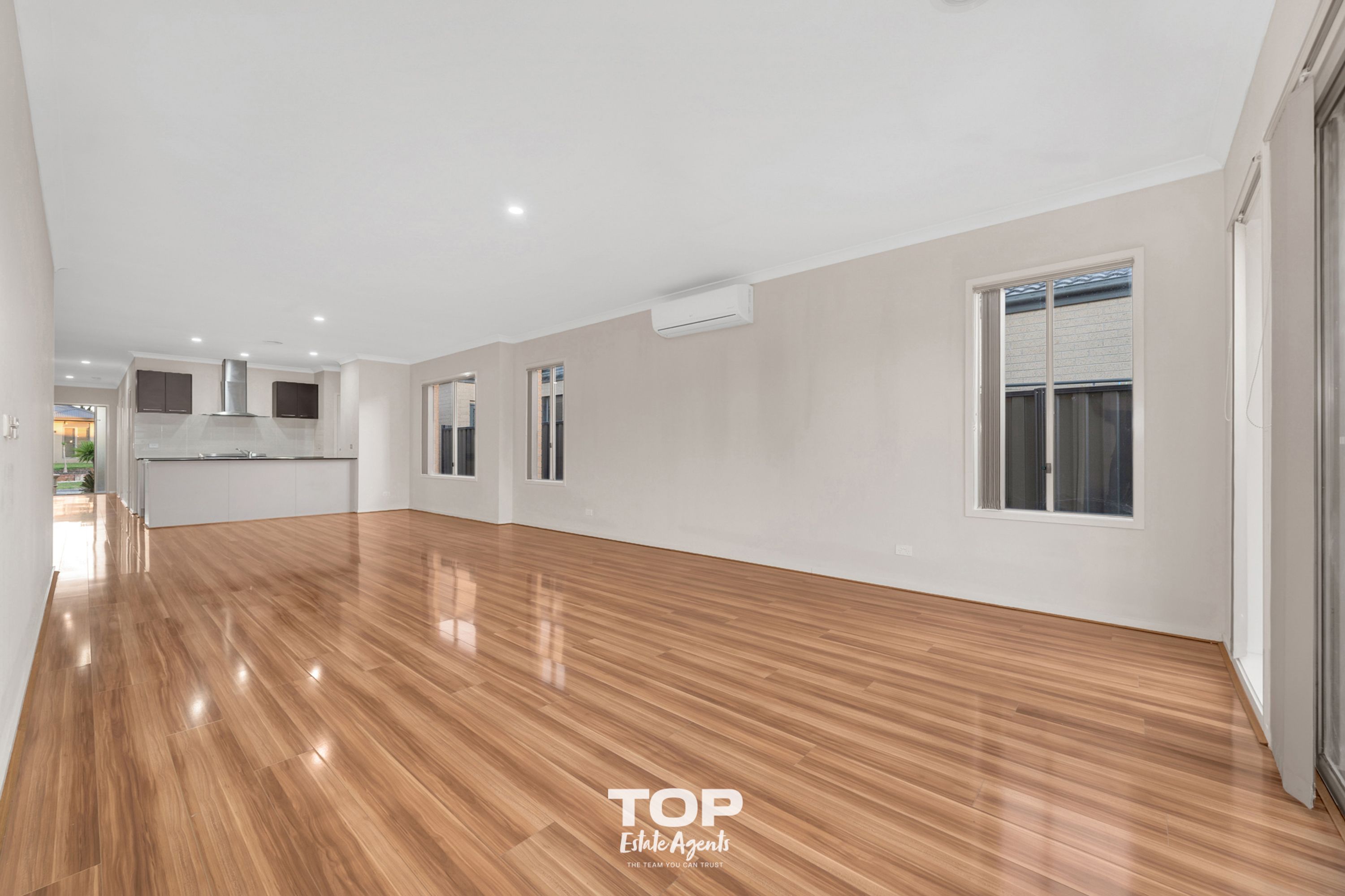 86 Selandra Boulevard, Clyde North - Thumbnail 7
