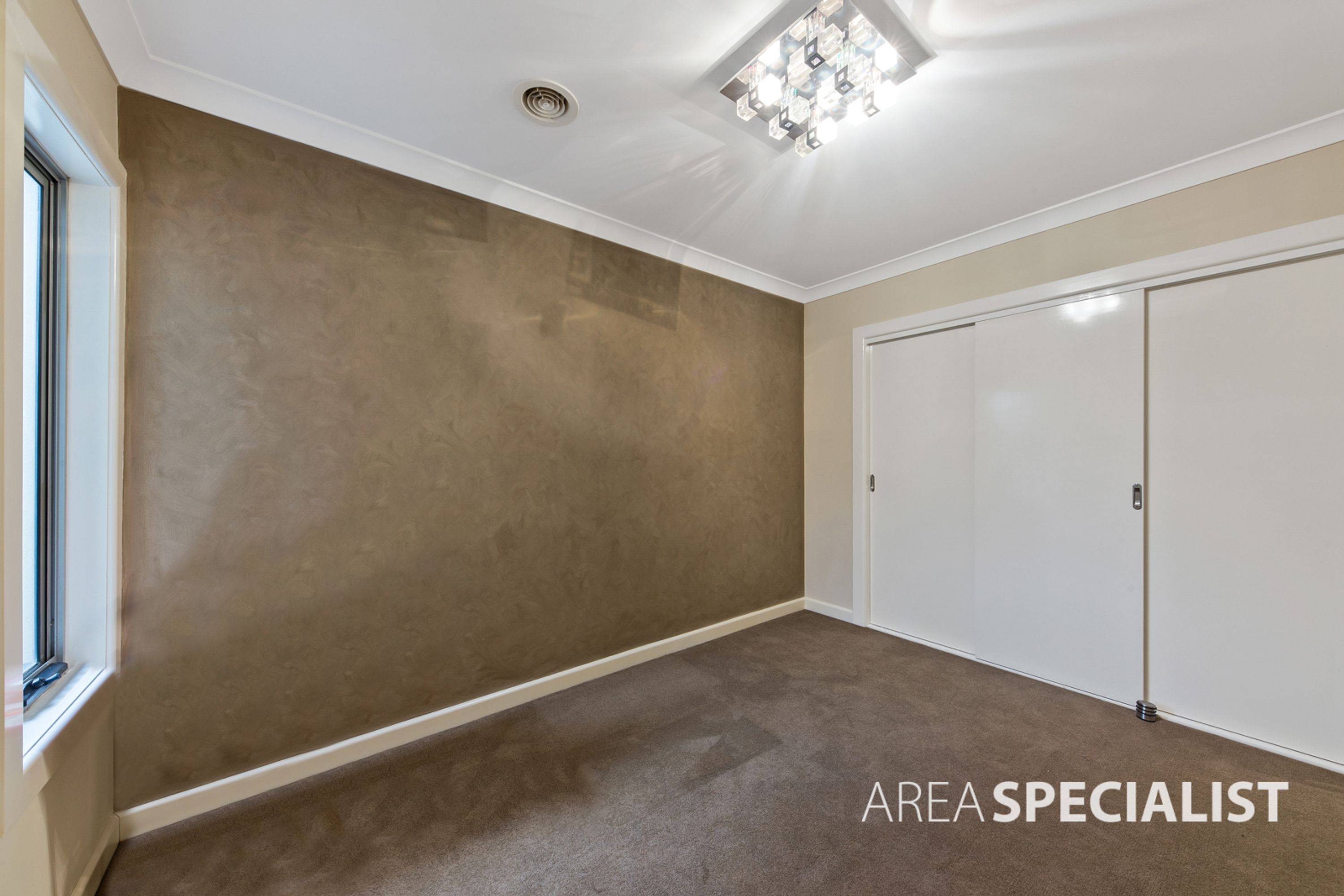 194 Cairnlea Drive, Cairnlea VIC 3023, Cairnlea - Thumbnail 6