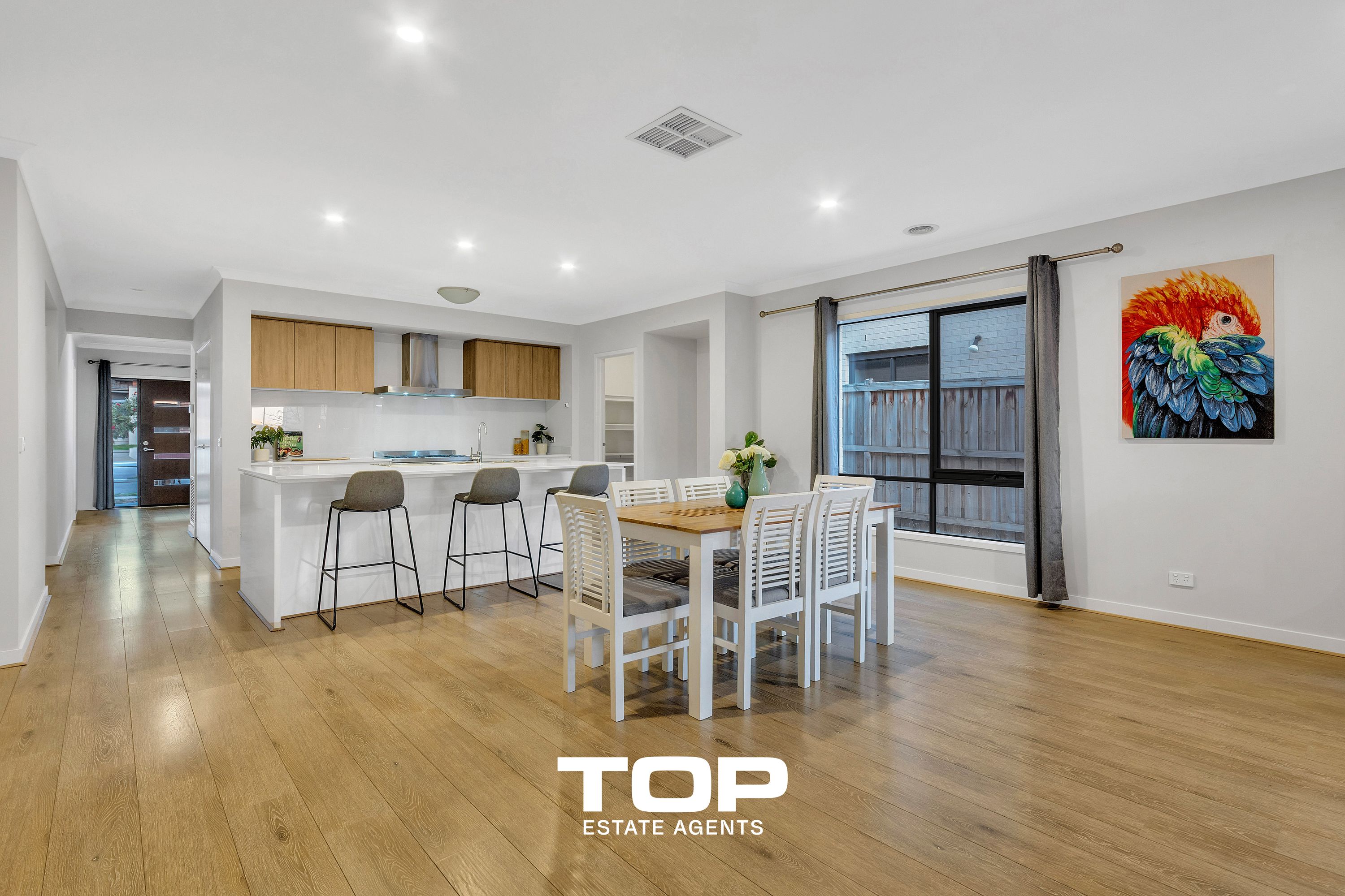12 Thistle Drive, Clyde North - Thumbnail 8