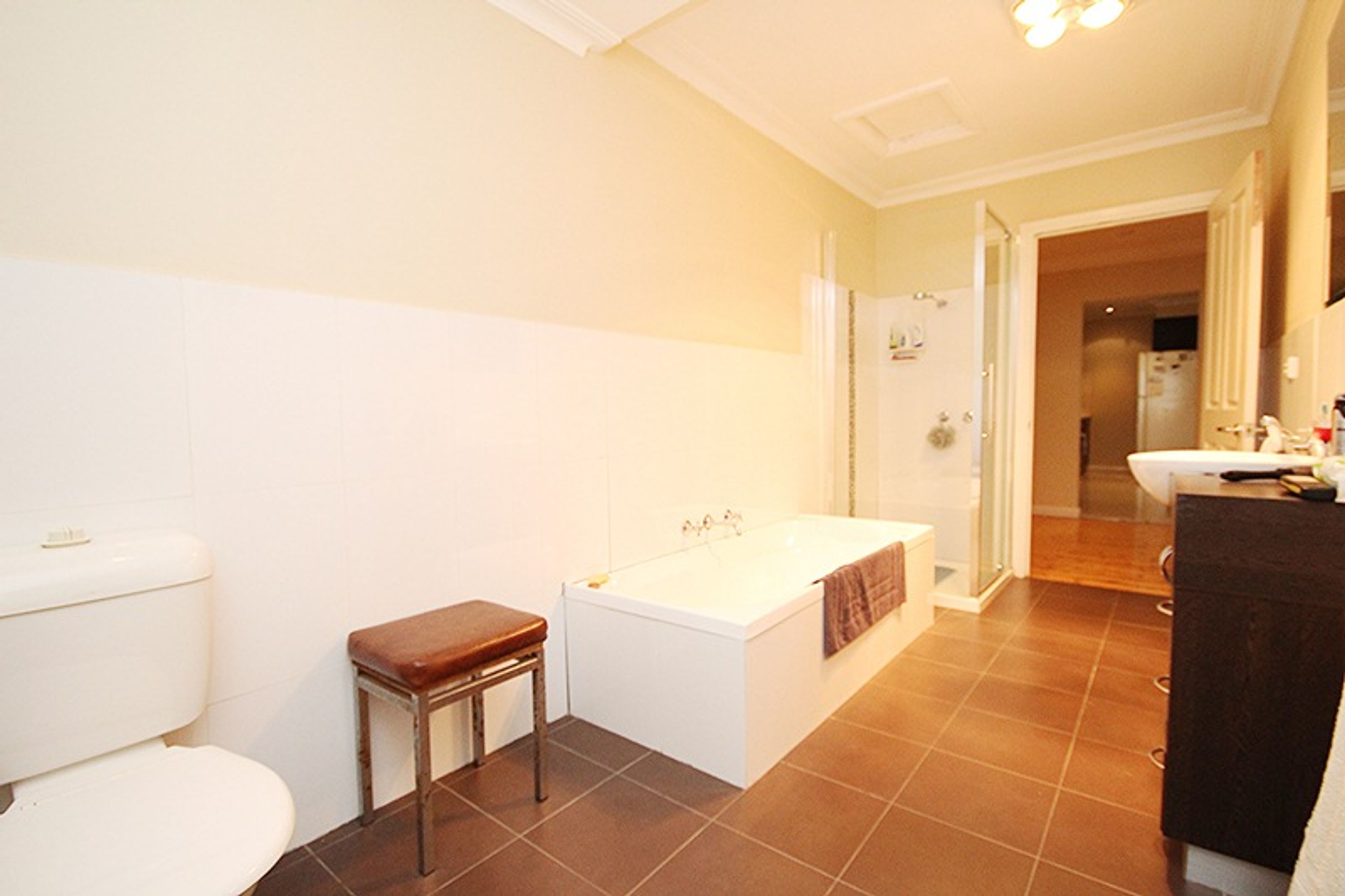 10 Davis Avenue, Nhill VIC 3418, Nhill - Thumbnail 5