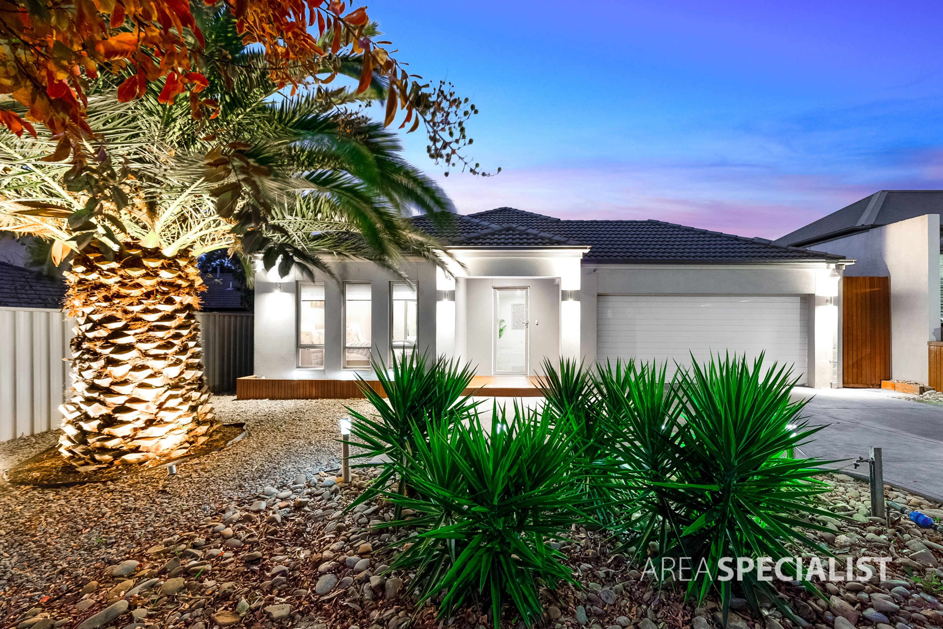 2 Coen Place, Caroline Springs VIC 3023, Caroline Springs - Thumbnail 3