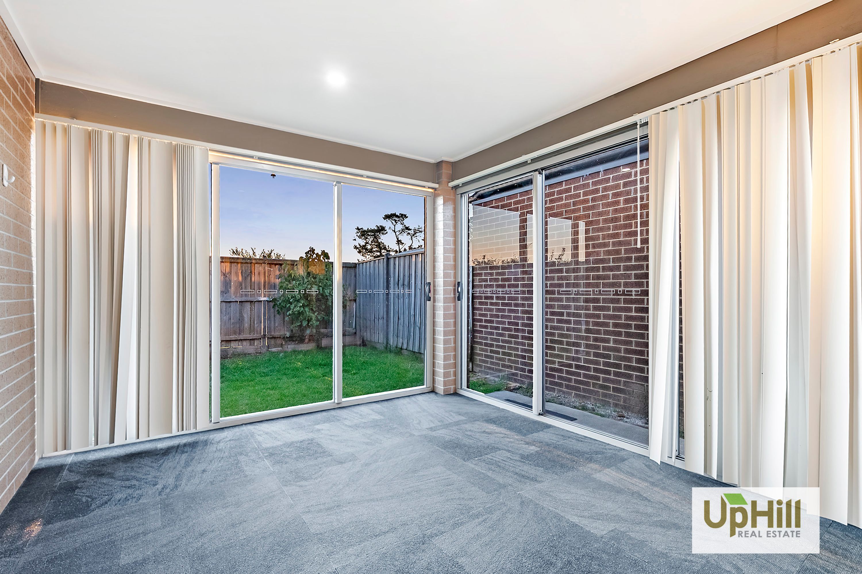 23 Australorp Drive, Clyde North - Thumbnail 8