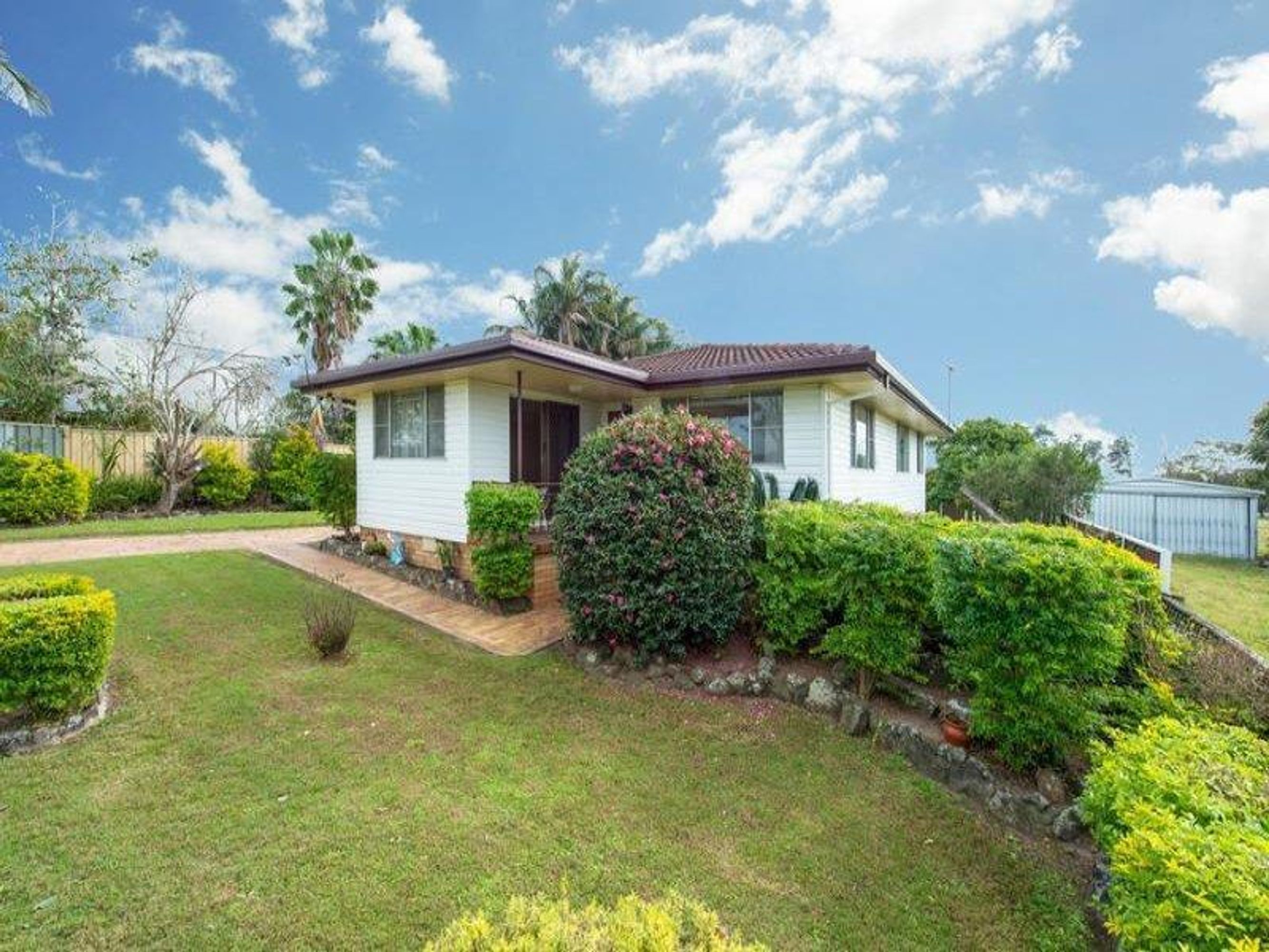 2 McPhee Street (house), Swan Creek - Image 1
