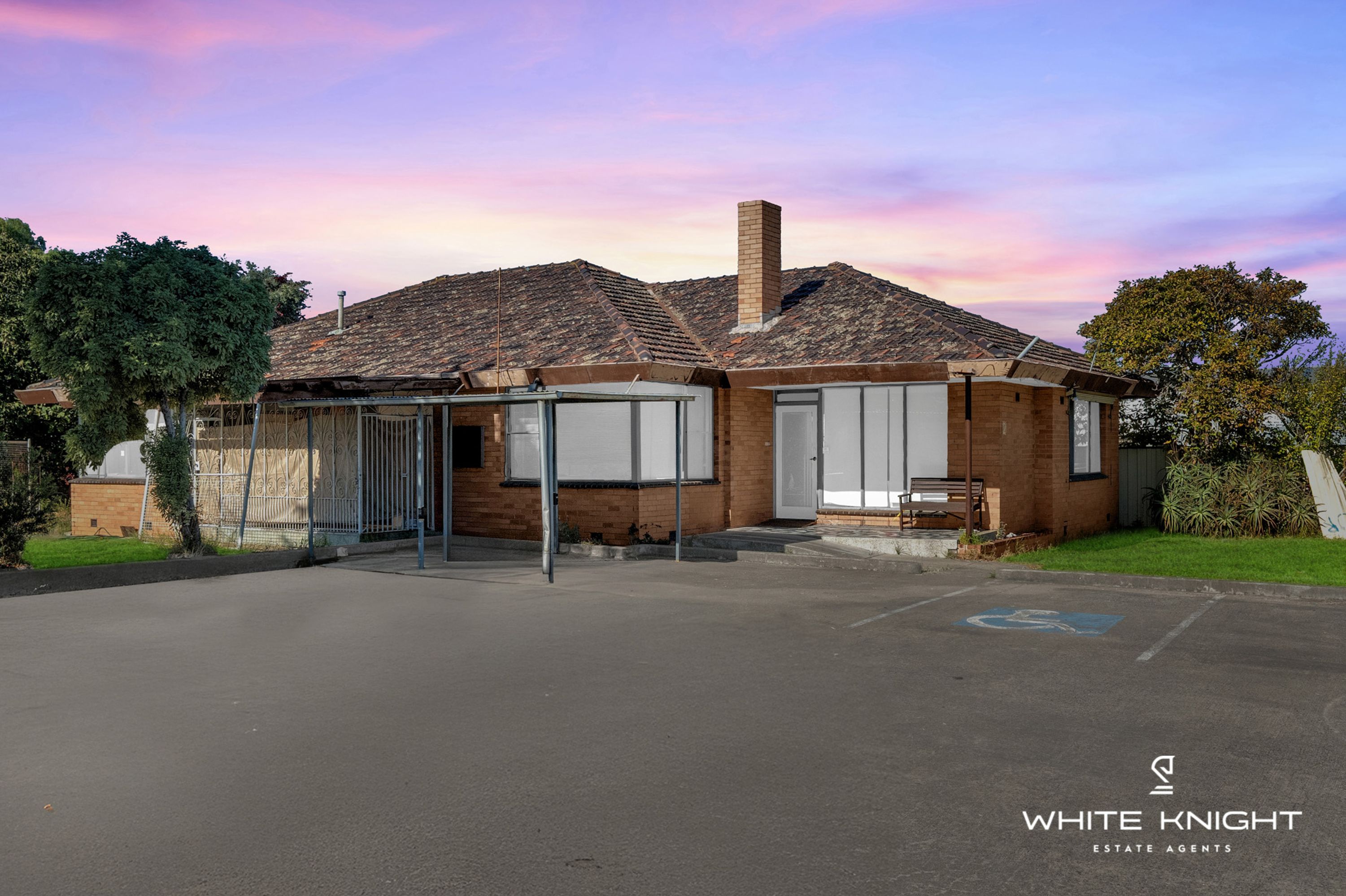 2-4 Collins St, St Albans VIC 3021, St Albans - Image 1