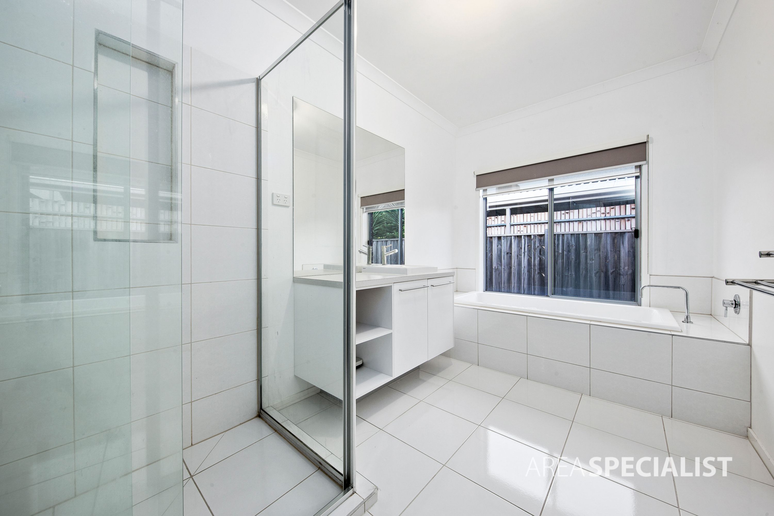 3 Fairways Boulevard, Deer Park VIC 3023, Deer Park - Thumbnail 7