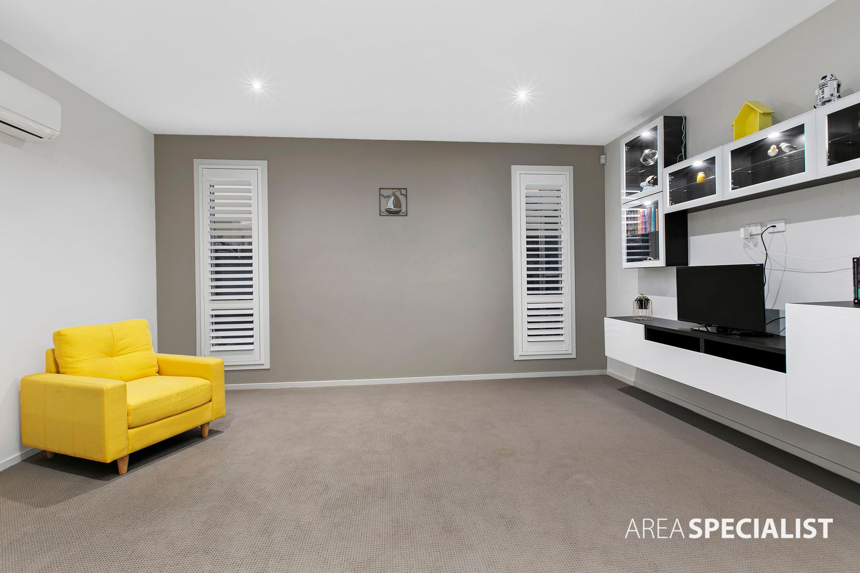 28 Woodward Way, Caroline Springs VIC 3023, Caroline Springs - Thumbnail 5
